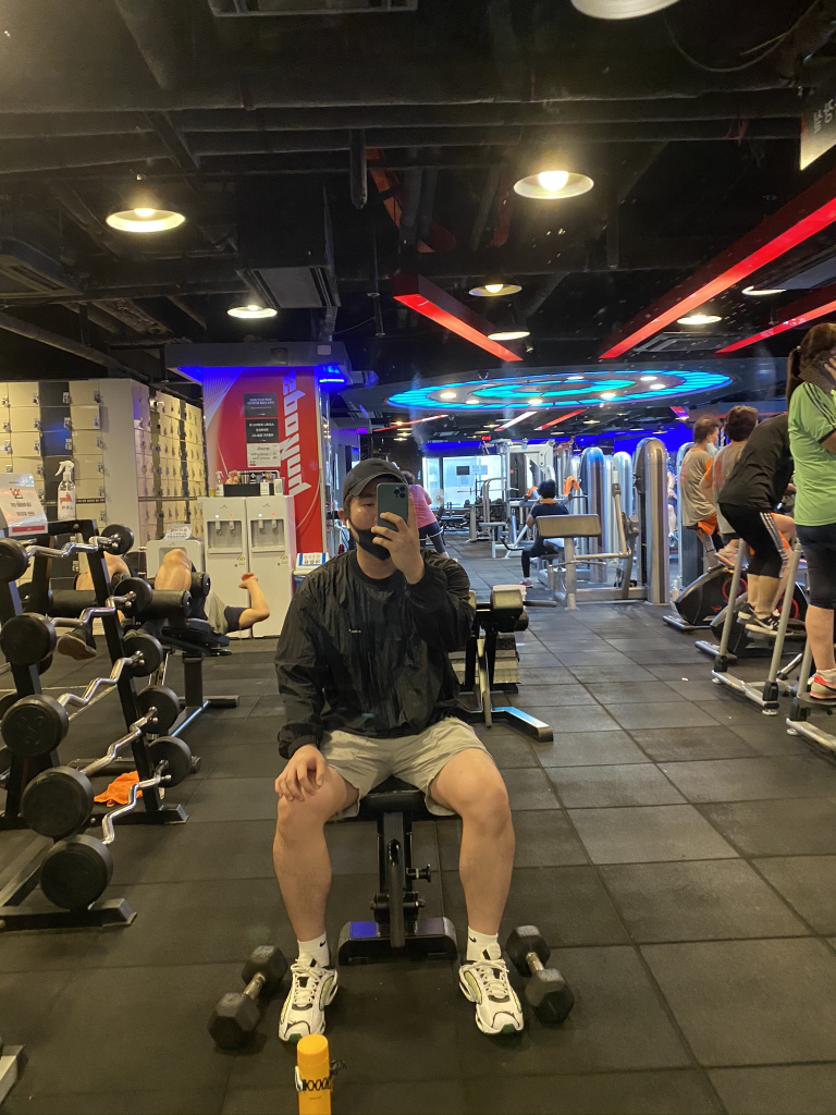 KREAM 프로필 이미지