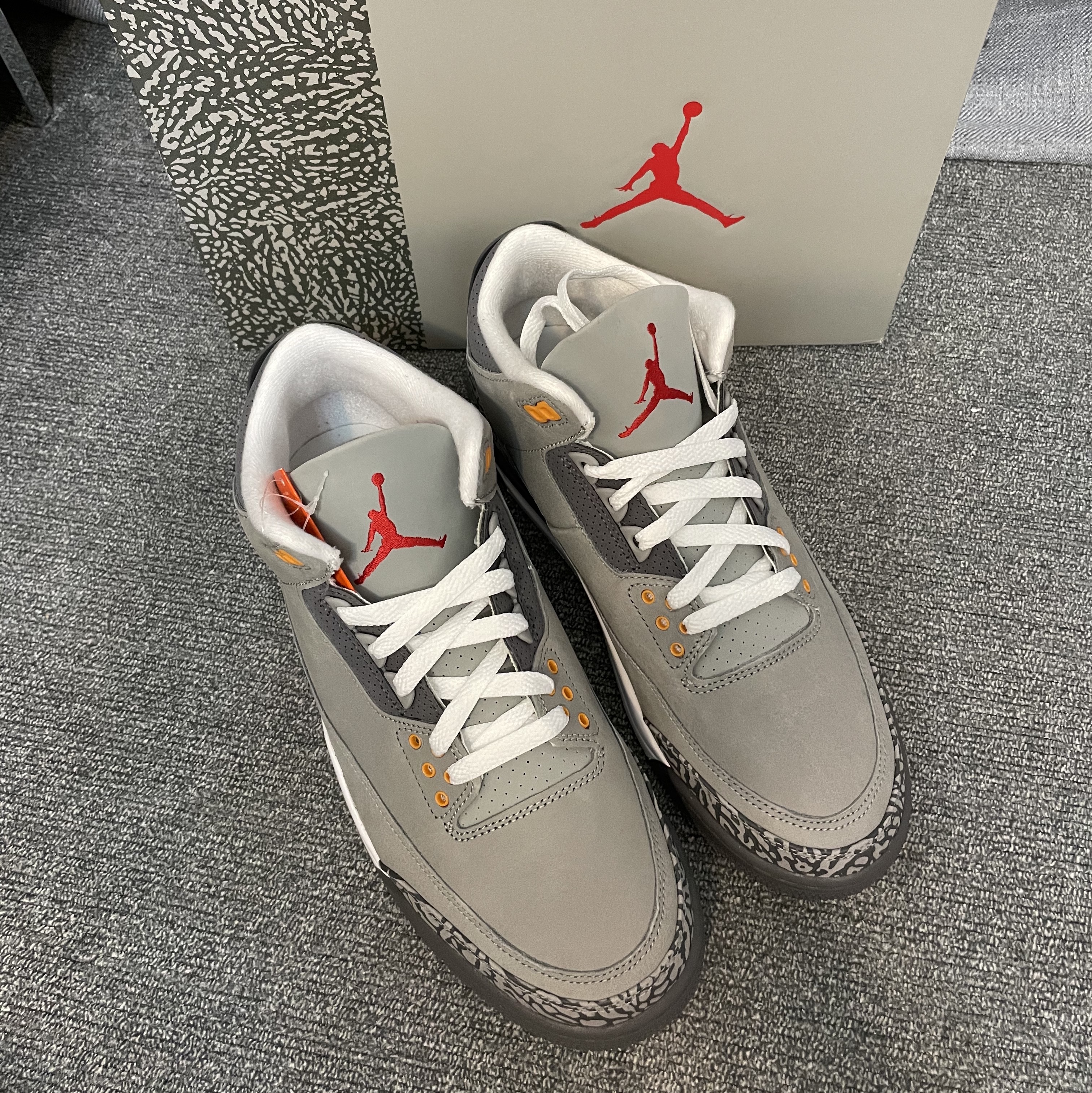 Jordan 3 Retro Cool Grey 착용 스타일 - 2