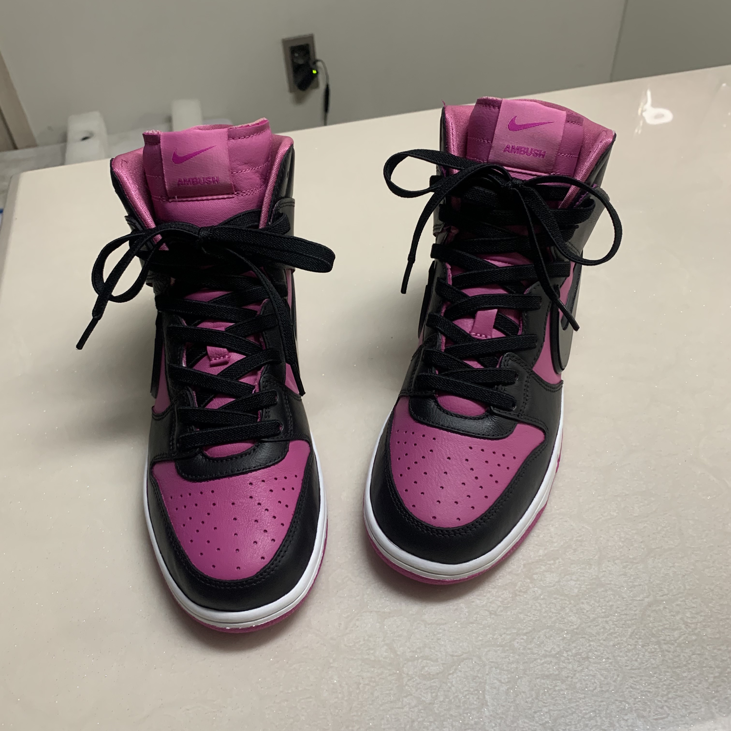 Nike x Ambush Dunk High Cosmic Fuchsia 착용 스타일 - 3