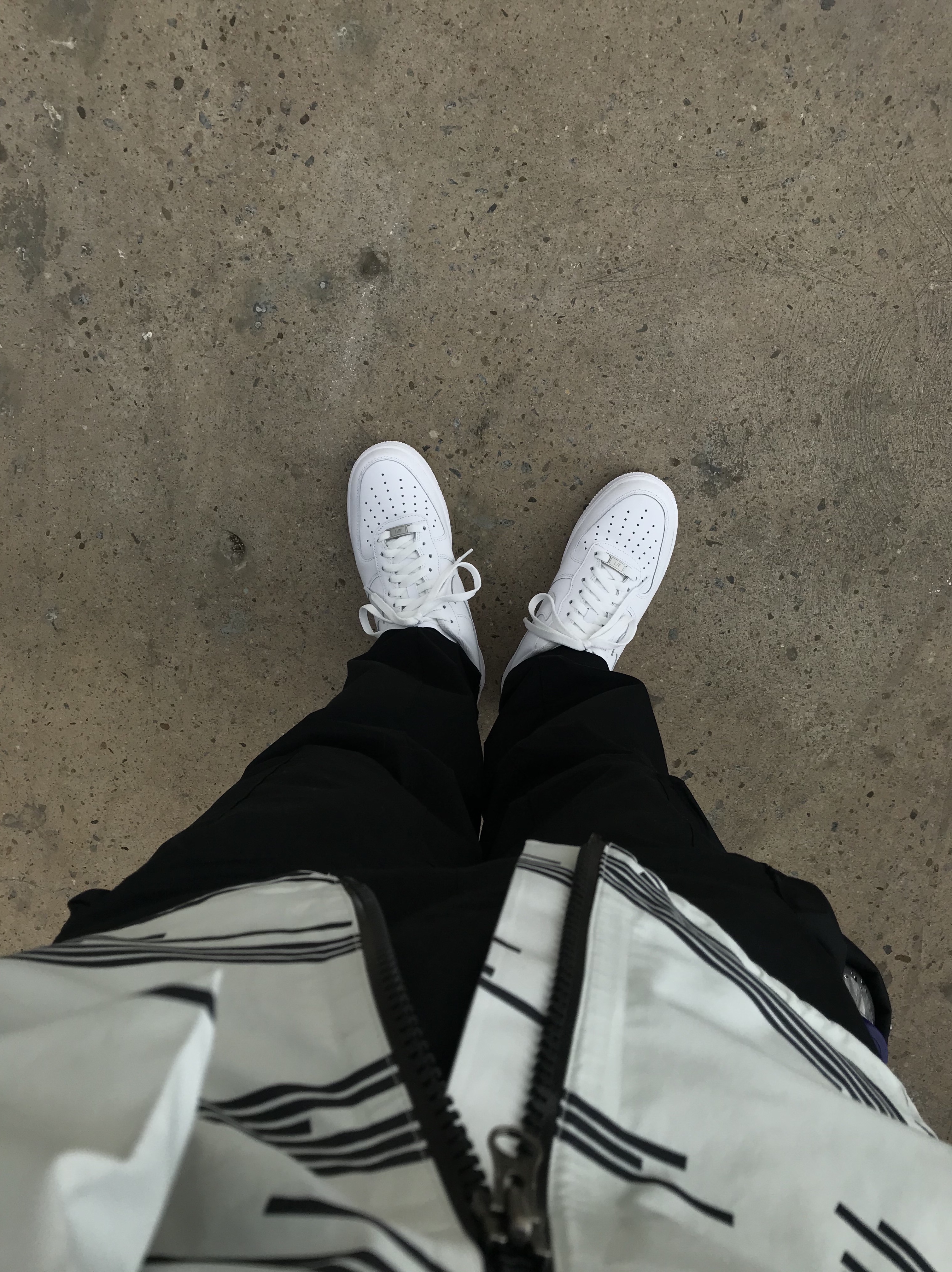 Nike Air Force 1 '07 Low White, (W) Nike Air Force 1 Shadow Sunset Pulse 착용 스타일 - 3