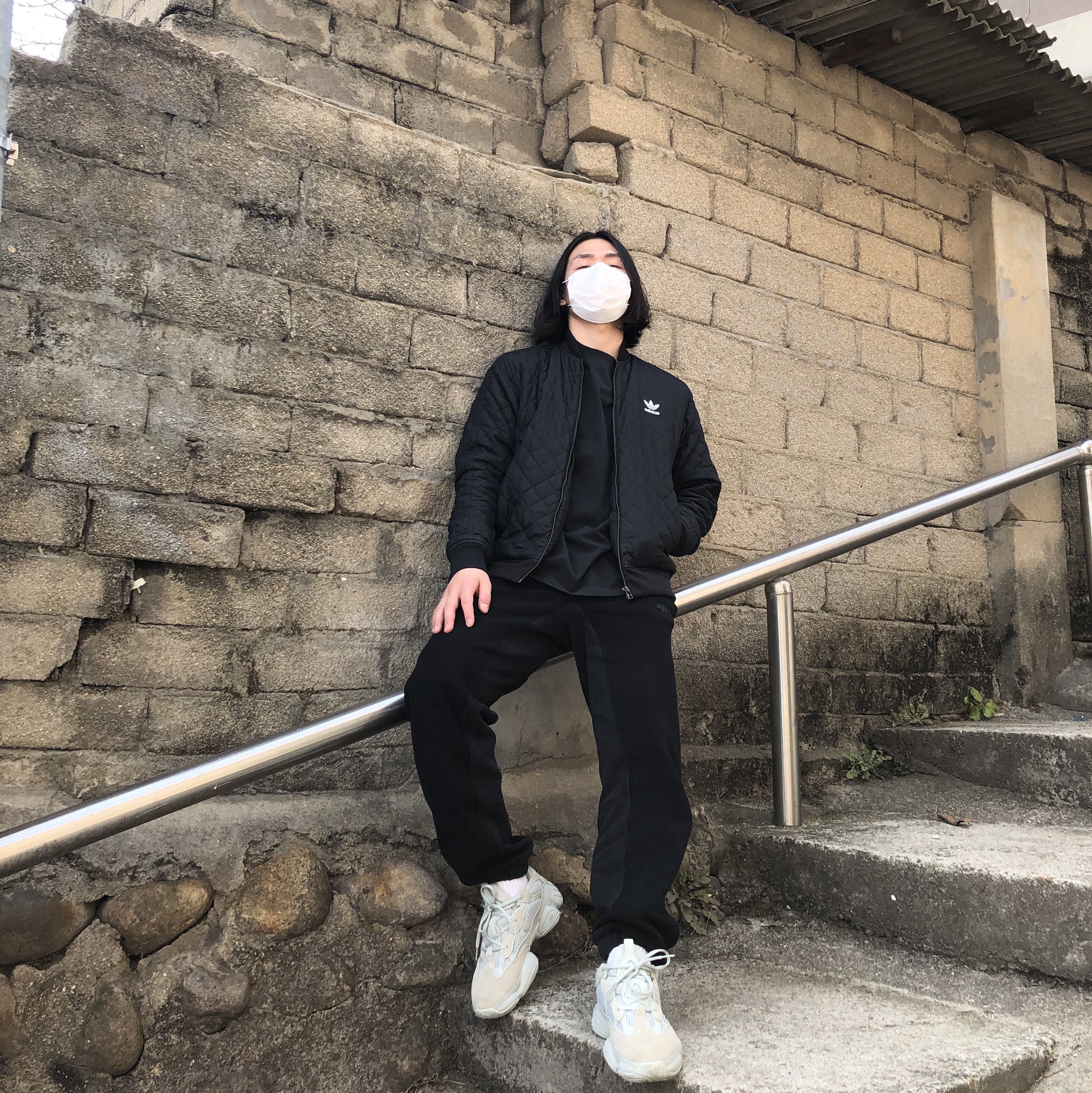 Adidas Yeezy 500 Salt 착용 스타일