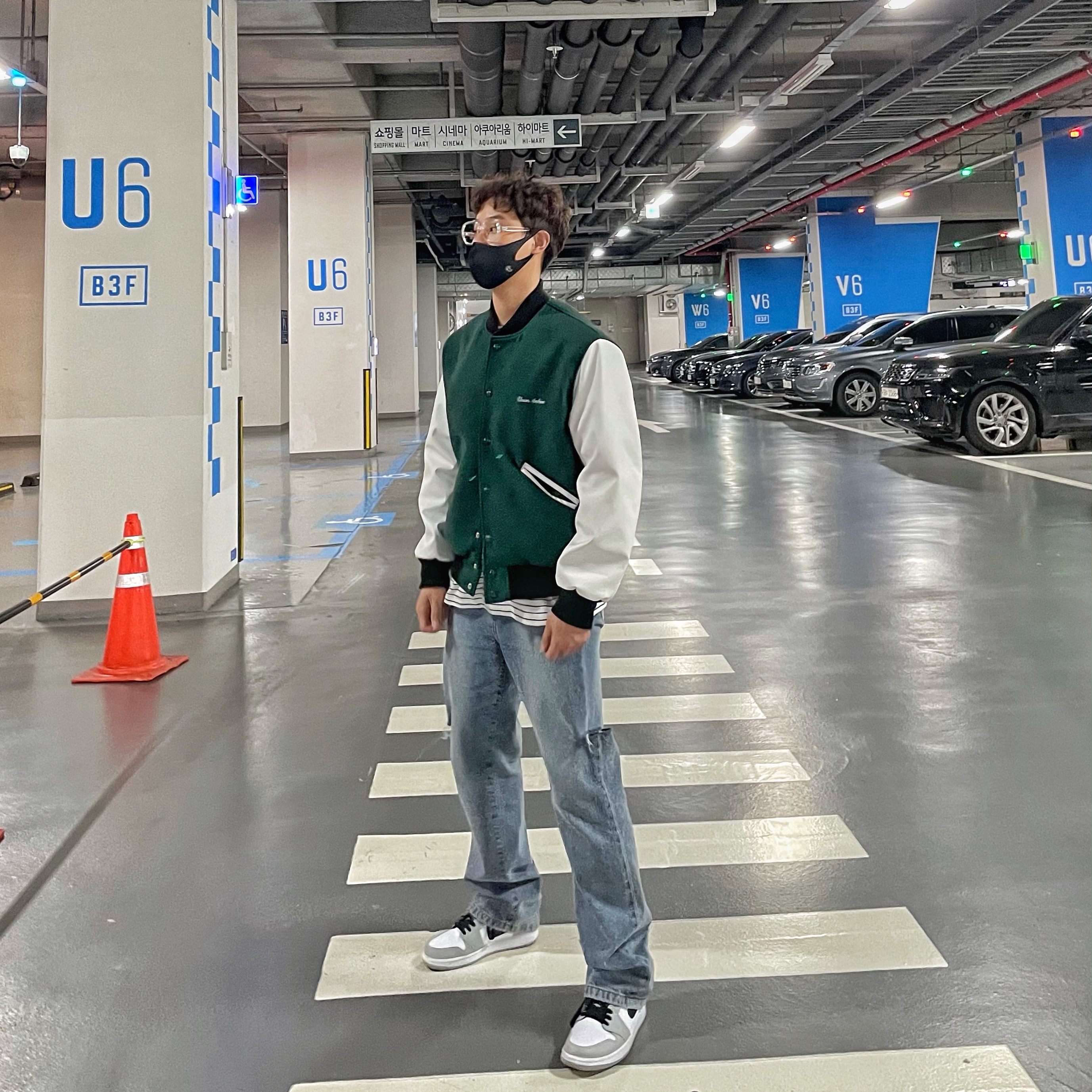 Jordan 1 Mid Light Smoke Grey 착용 스타일 - 1