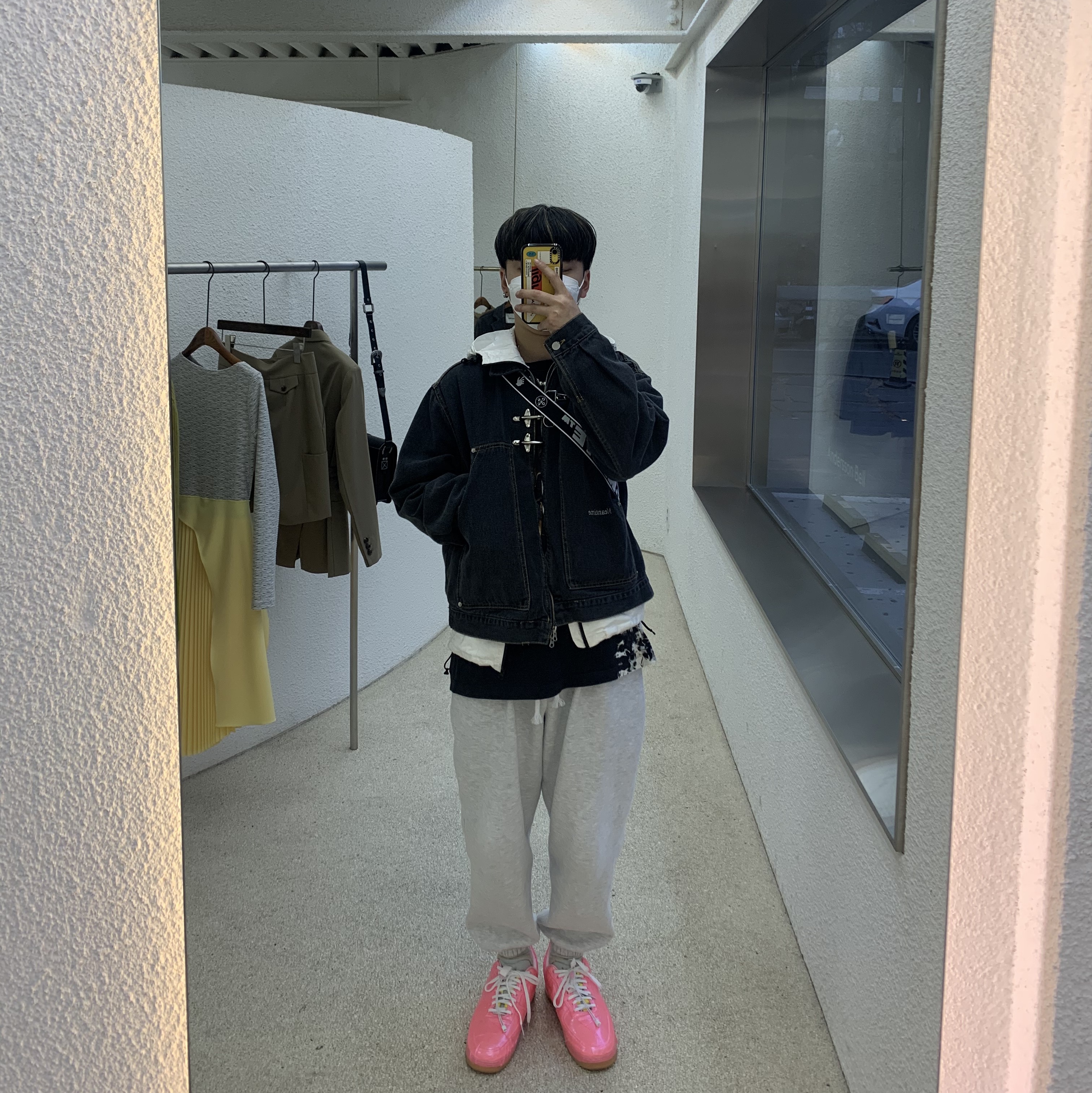 Nike Air Force 1 Experimental Racer Pink 착용 스타일