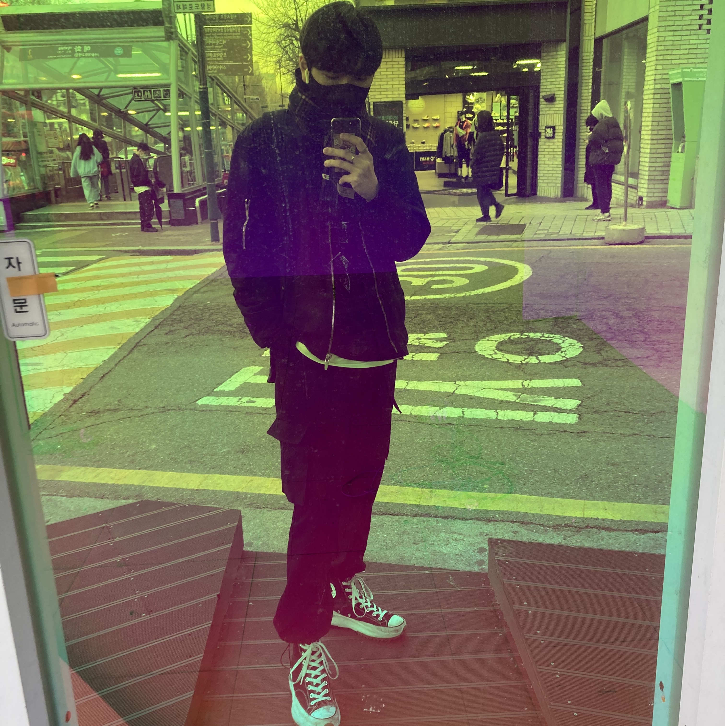 Converse Run Star Hike Hi Black White Gum 착용 스타일