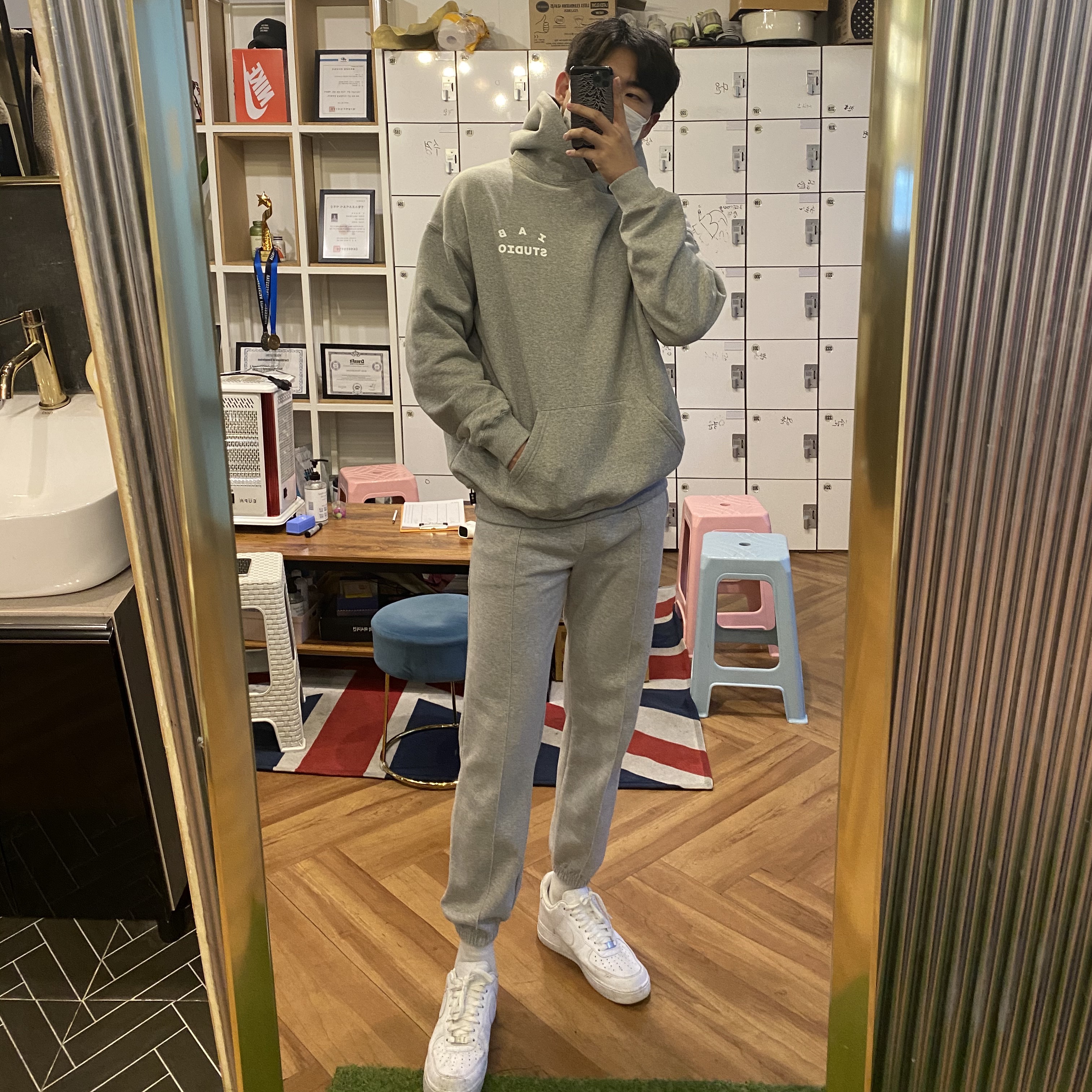 Nike Air Force 1 '07 Low White, IAB Studio Hoodie Gray - 21SS 착용 스타일