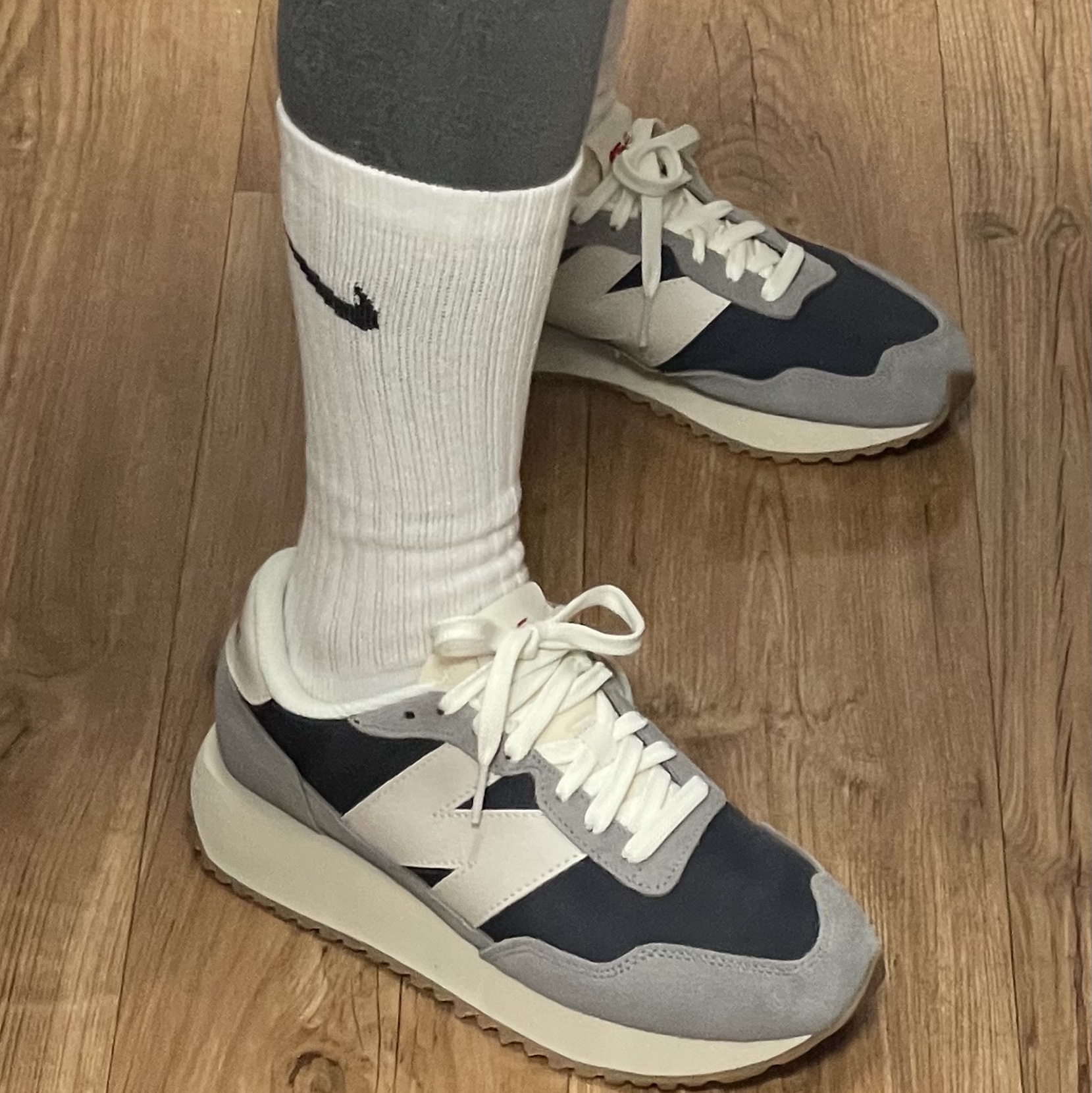 New Balance 237 Marblehead 착용 스타일