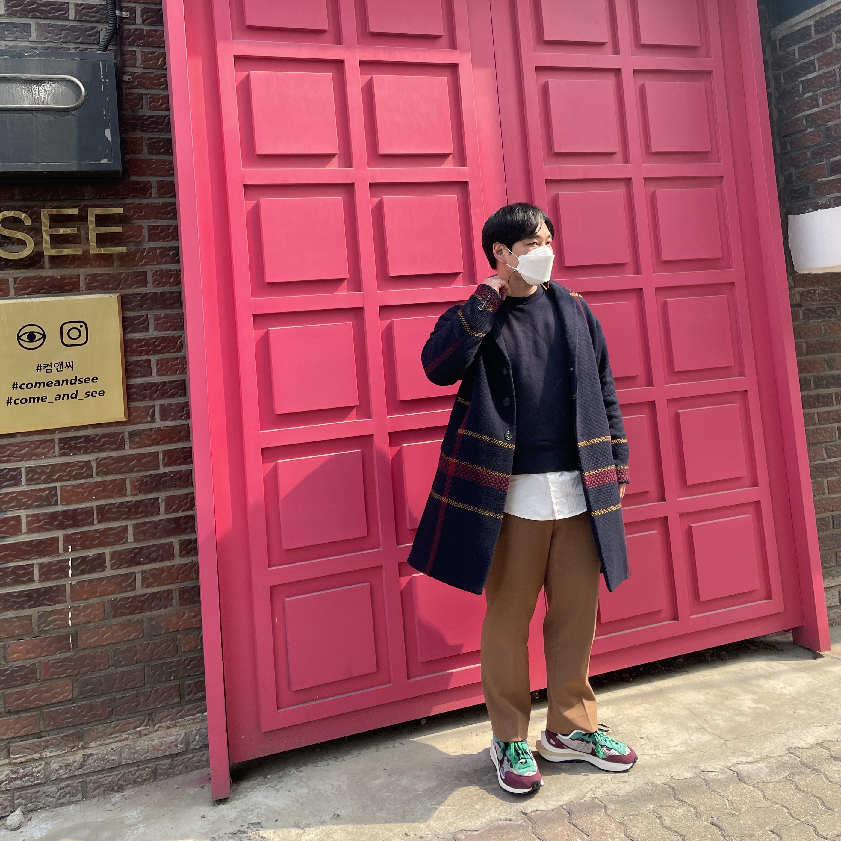 Nike x Sacai VaporWaffle String & Black Villain Red 착용 스타일 - 1