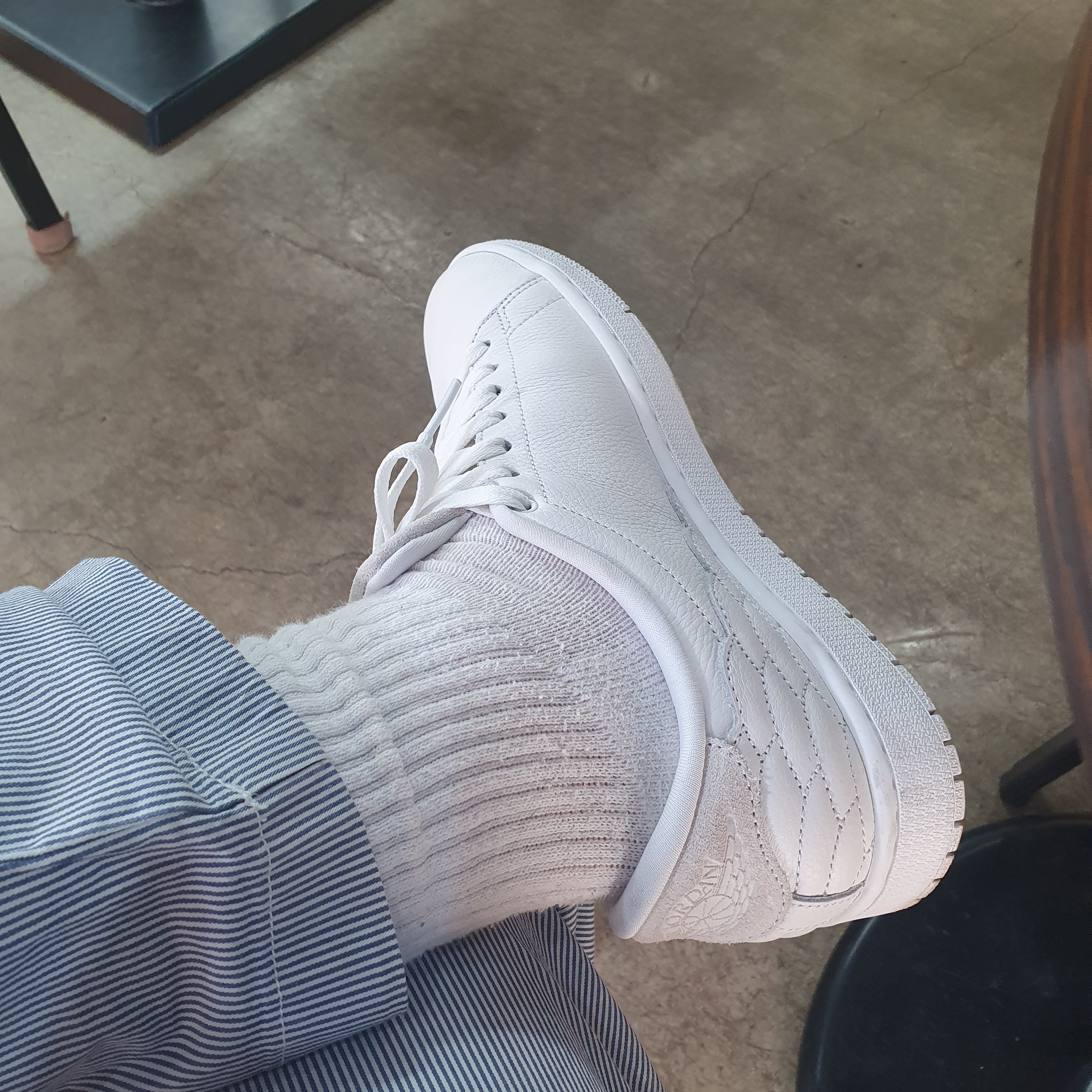 Jordan 1 Centre Court White On White 착용 스타일 - 2