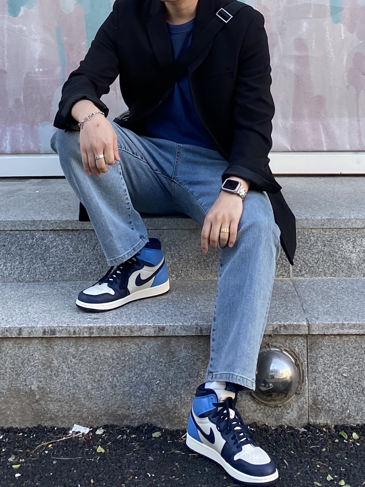 Jordan 1 Retro High Obsidian UNC 착용 스타일 - 1