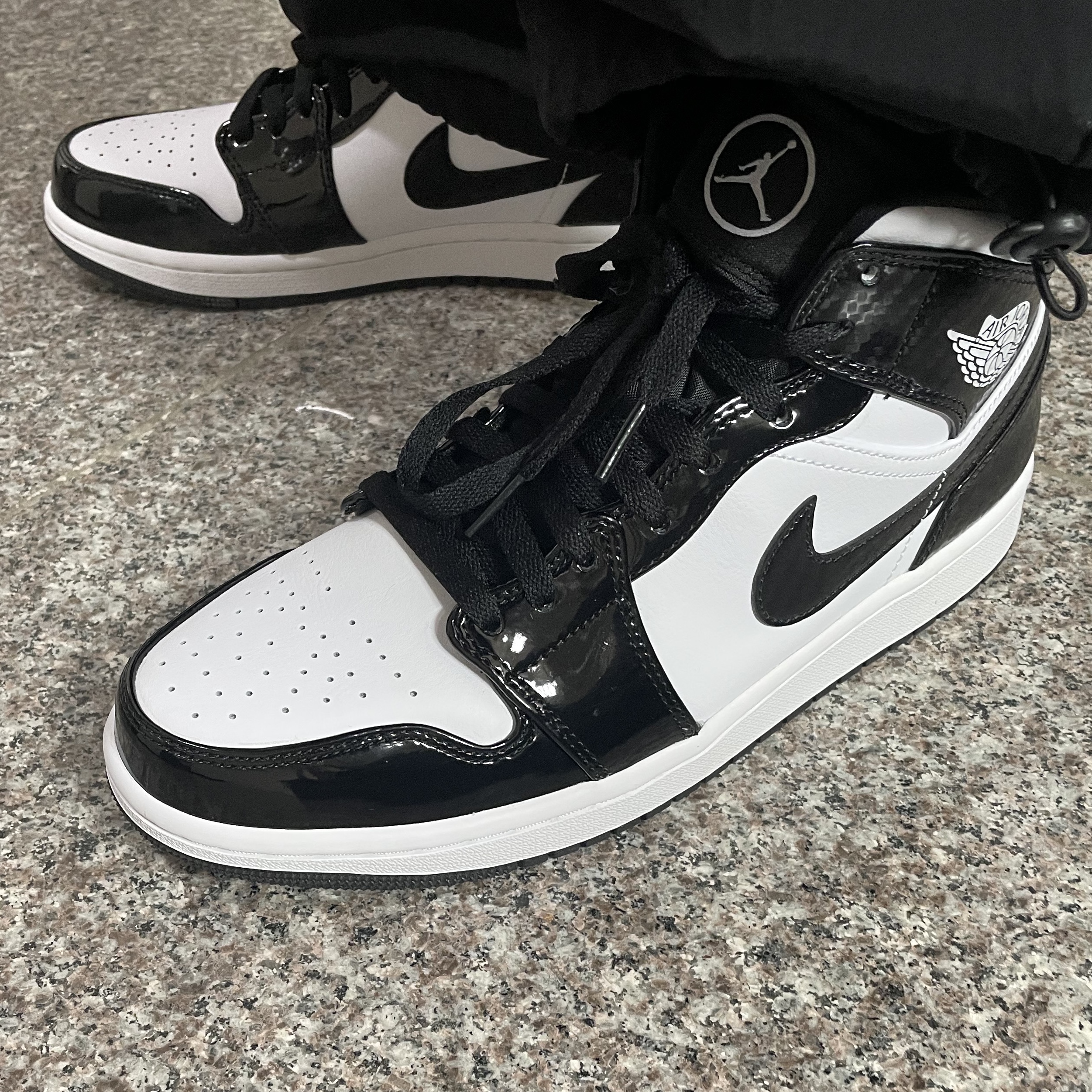 Jordan 1 Mid SE ASW Black 착용 스타일