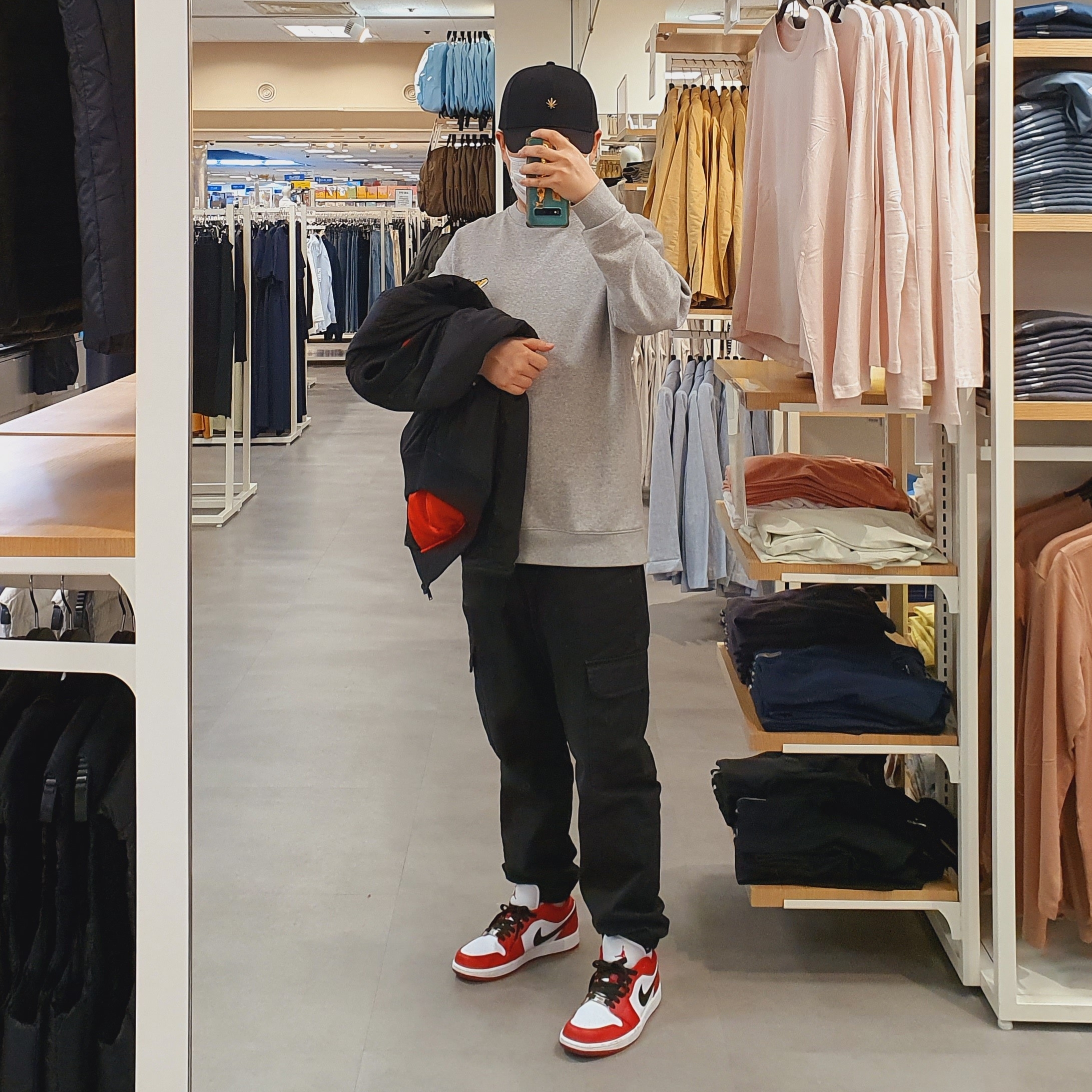 Jordan 1 Low Gym Red White 착용 스타일