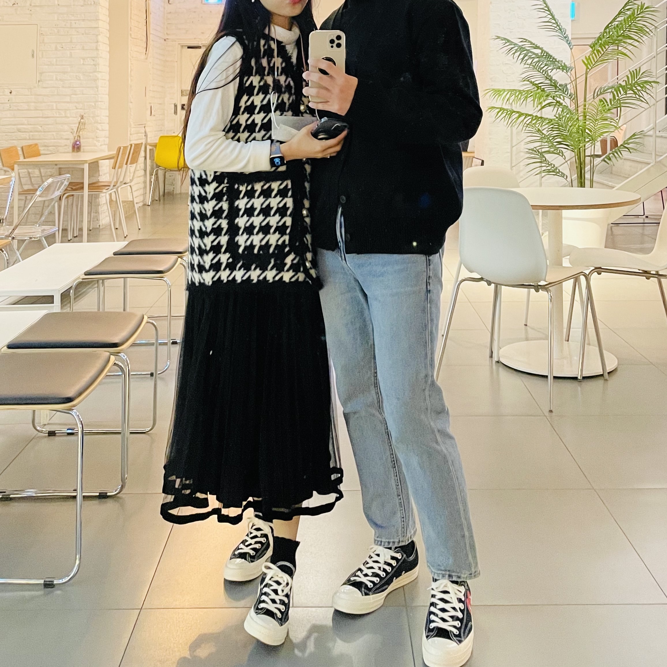 Converse x Play Comme des Garcons Chuck 70 Ox Black 착용 스타일