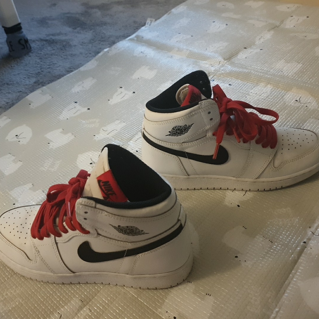 Jordan 1 Retro High OG Pine Green Black, Jordan 1 Retro High OG Yin Yang White 착용 스타일 - 4