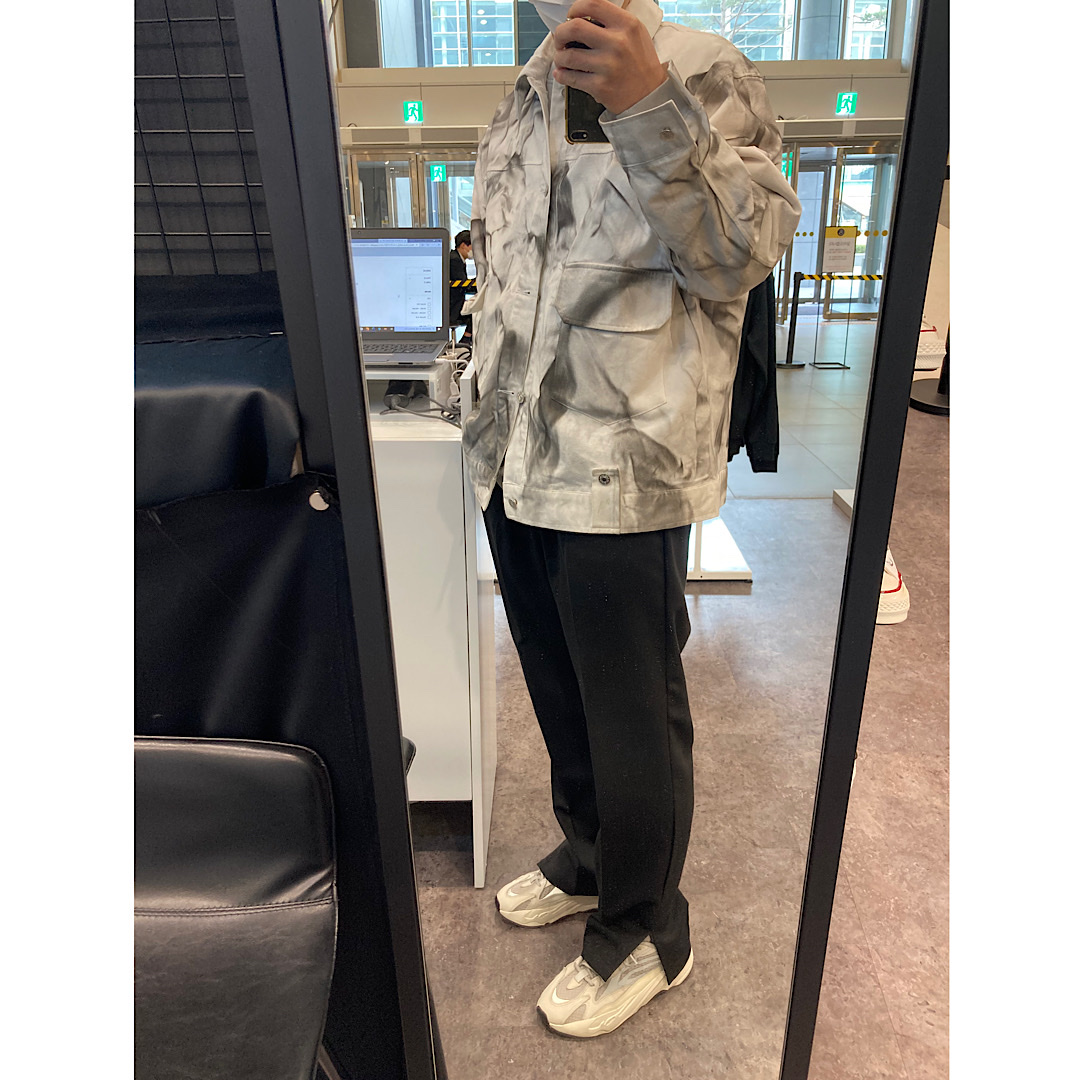 Adidas Yeezy Boost 700 V2 Static 2018 착용 스타일
