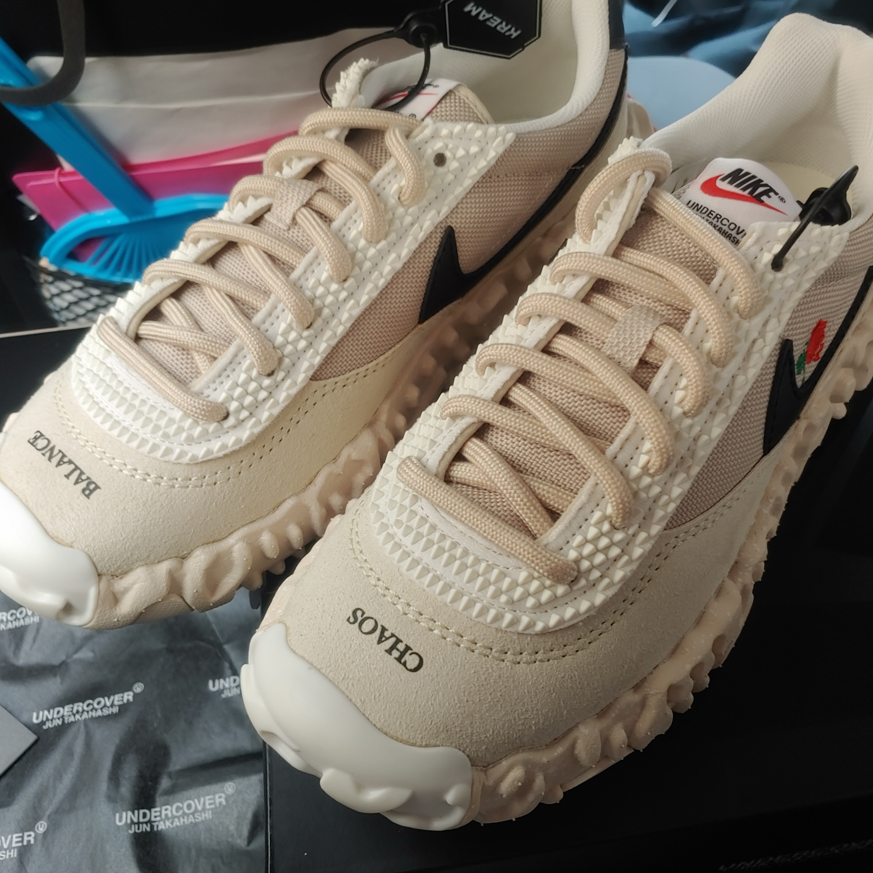 Nike x Undercover Overbreak SP Overcast 착용 스타일 - 4