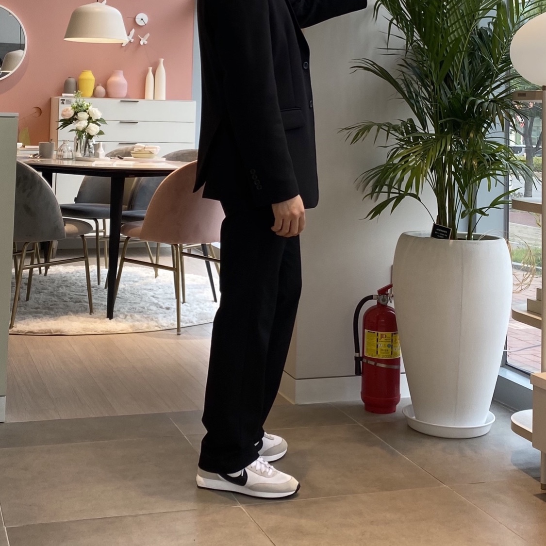 Nike Air Tailwind 79 White Phantom Black 착용 스타일
