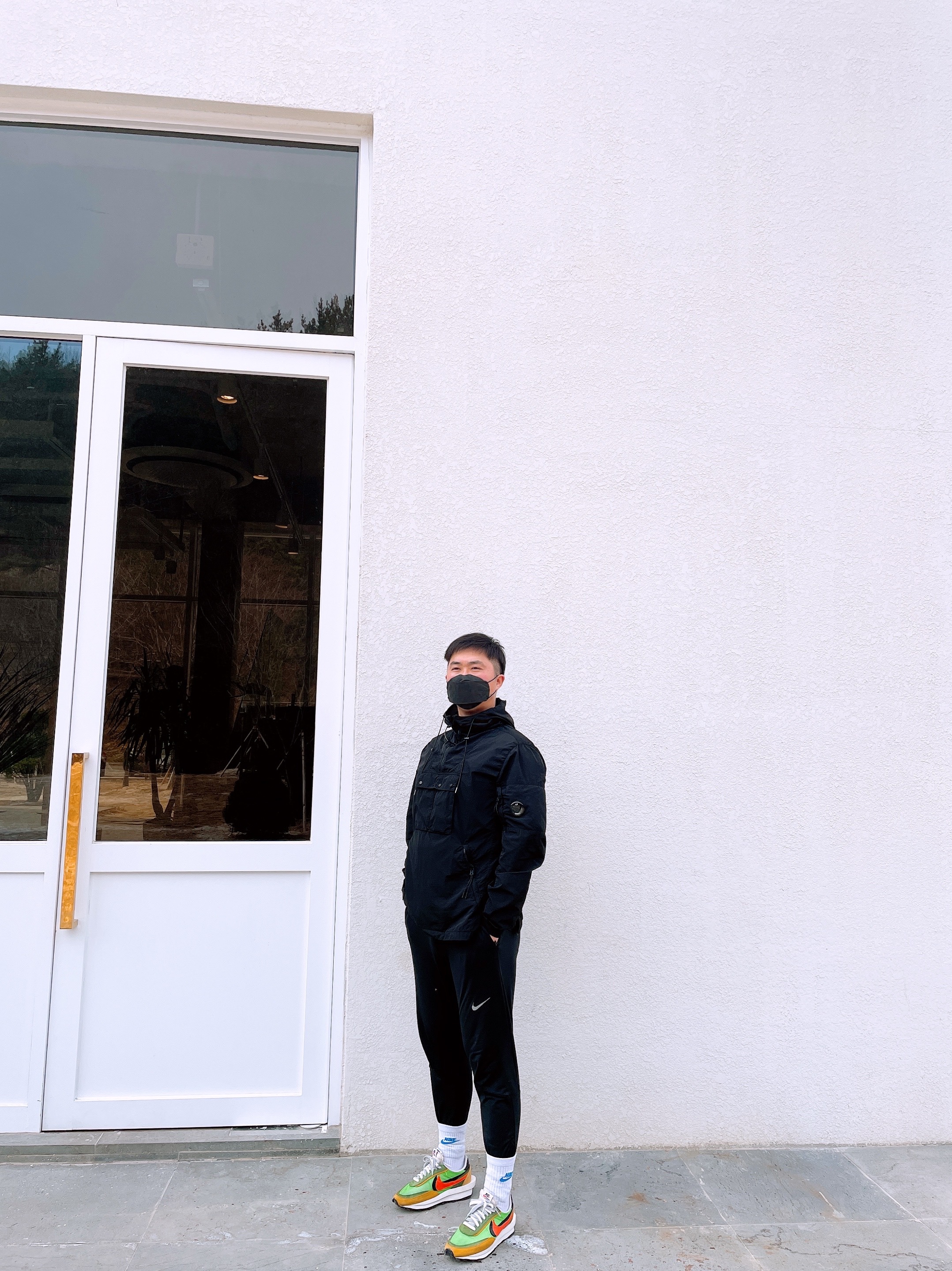 Adidas Yeezy Boost 350 V2 Zebra 2017/2019/2020, Nike x Clot Air Max 1 Net 착용 스타일 - 2