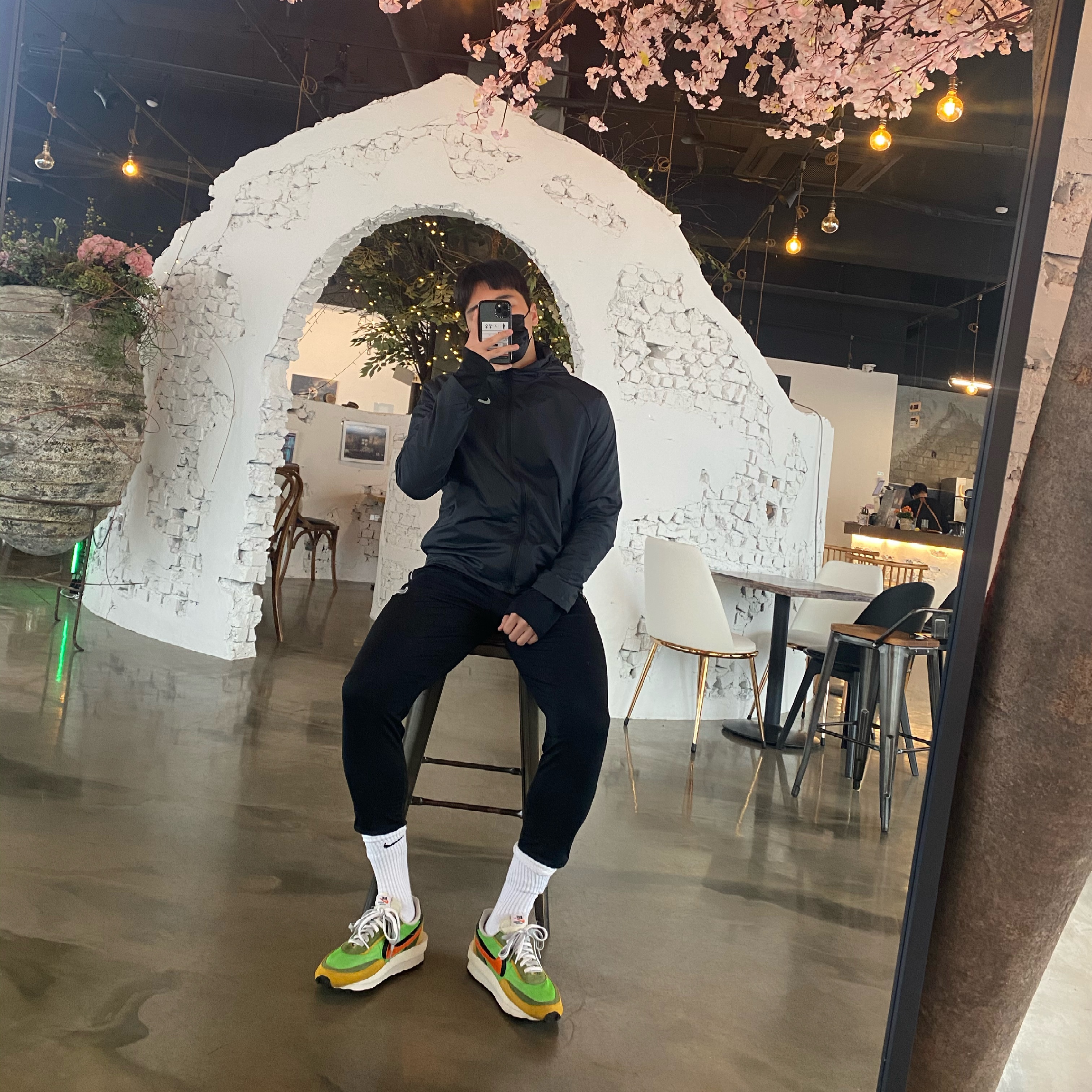 Nike x Sacai LDWaffle Green Multi 착용 스타일