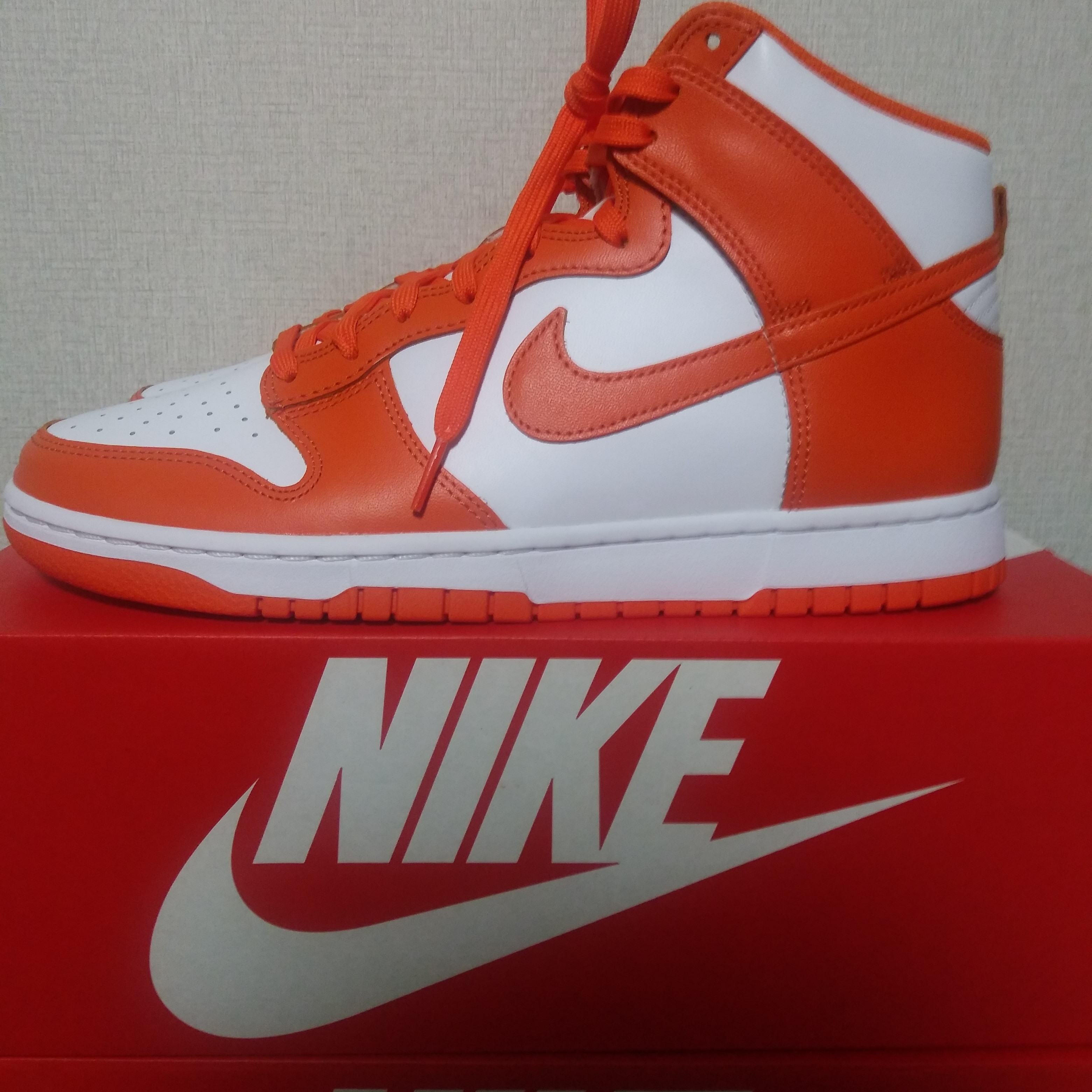 Nike Dunk High Retro Orange Blaze 착용 스타일 - 1