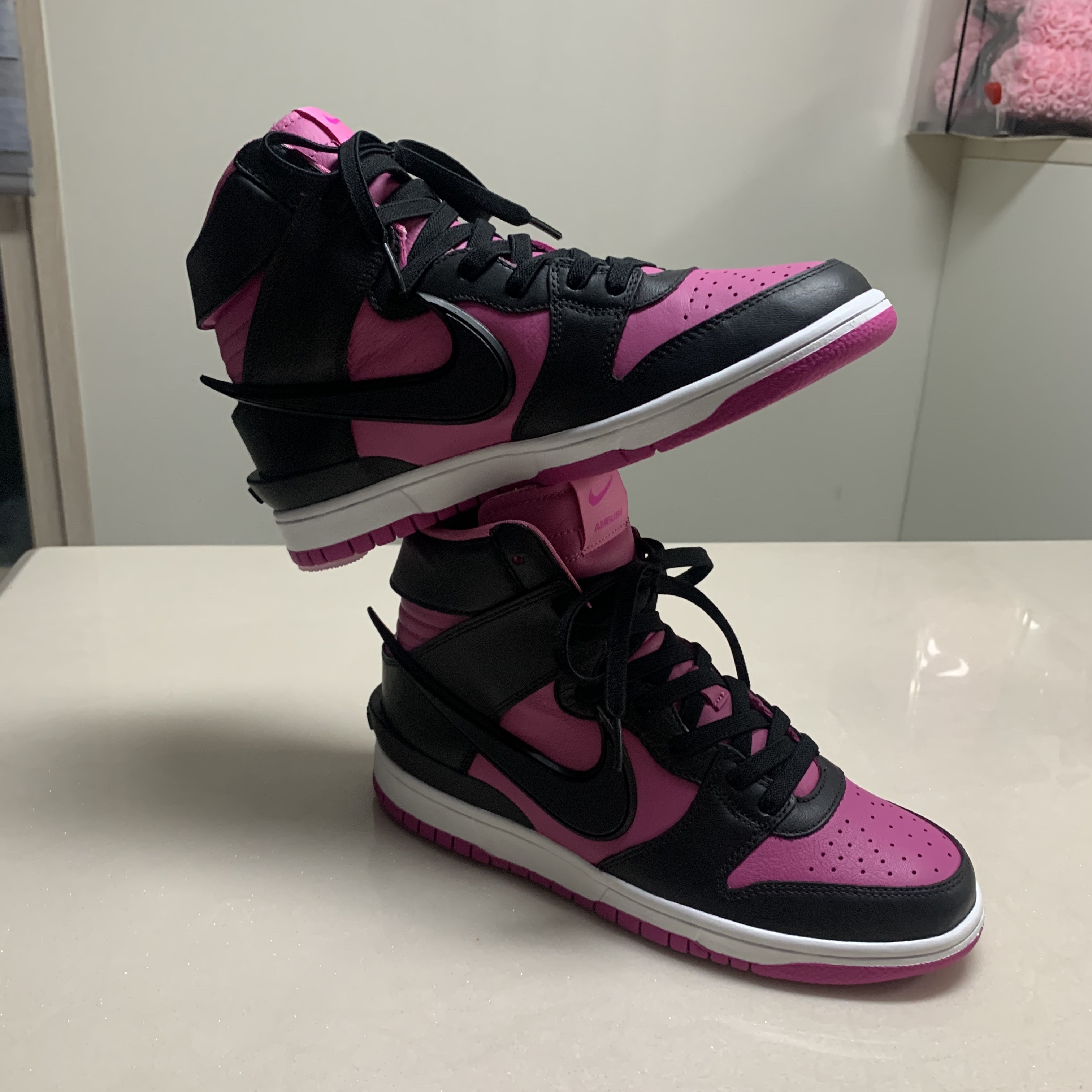 Nike x Ambush Dunk High Cosmic Fuchsia 착용 스타일 - 5