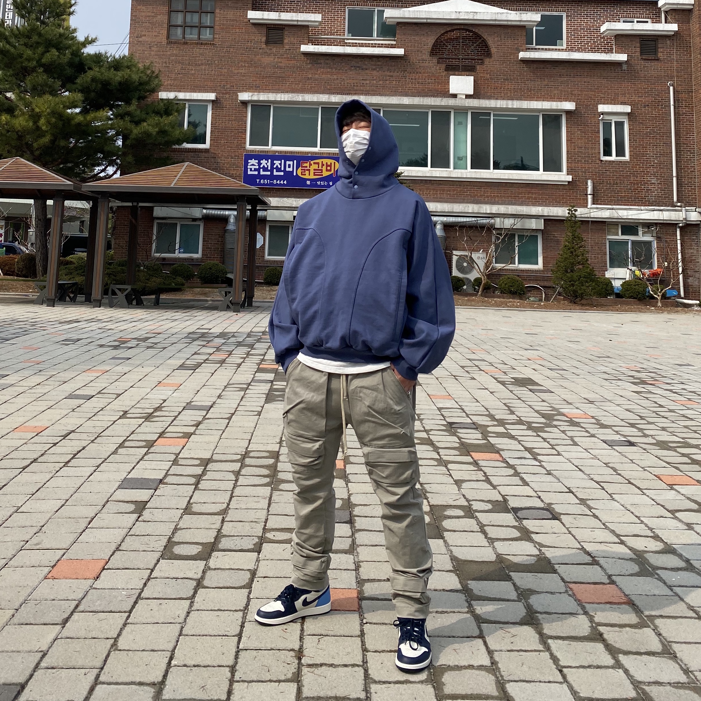 Jordan 1 Retro High Obsidian UNC 착용 스타일 - 1