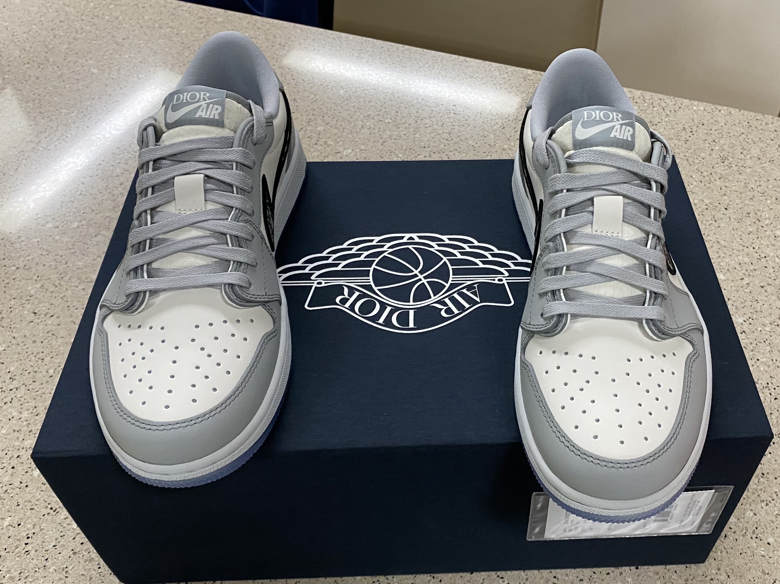 Jordan 1 x Dior Low OG 착용 스타일 - 3