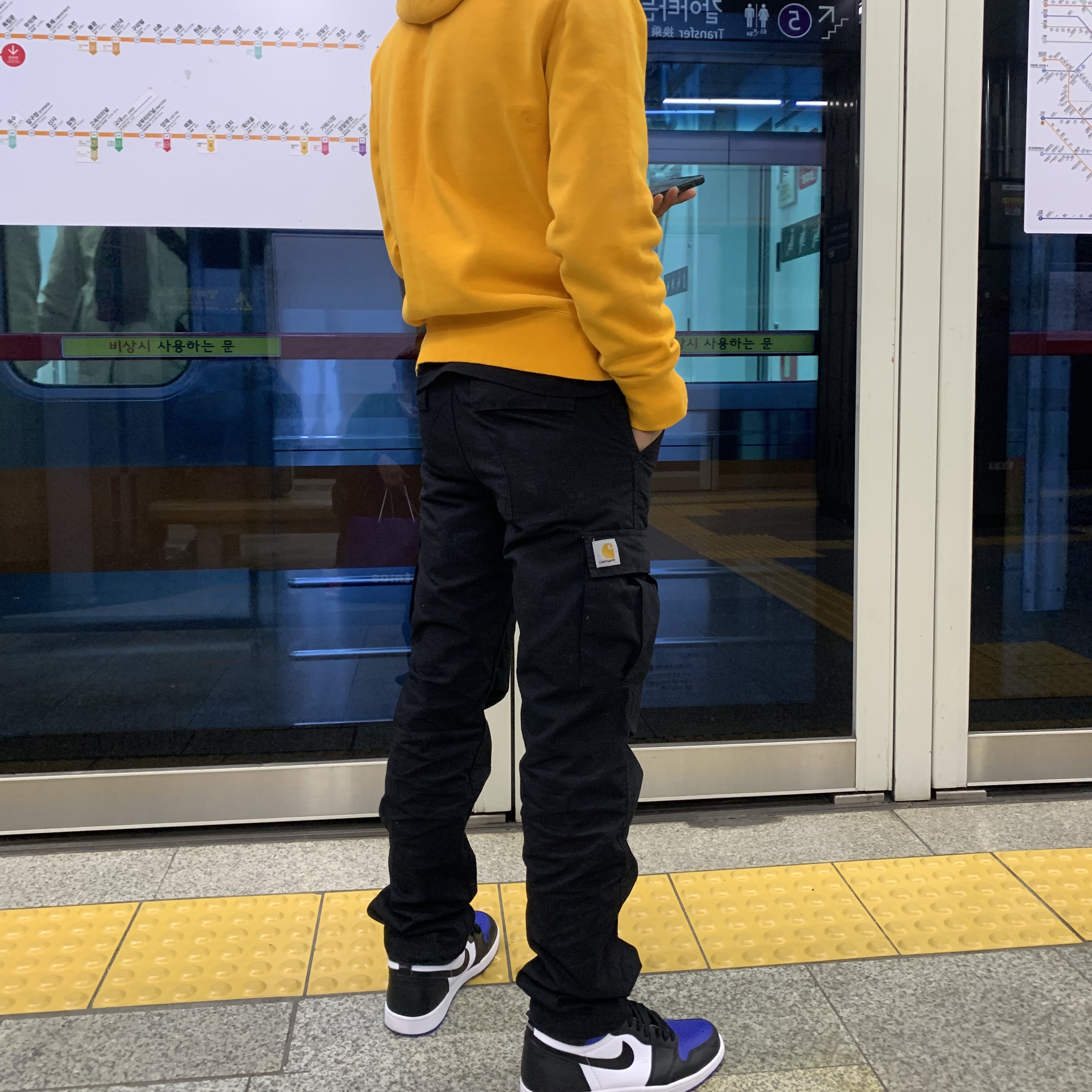 Jordan 1 Retro High OG Royal Toe 착용 스타일