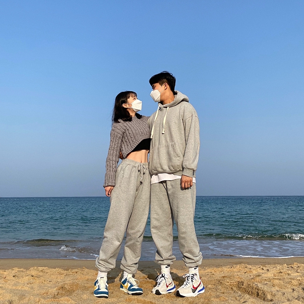 Nike x Kasina Dunk Low 80's Bus, Nike x Sacai VaporWaffle Royal Fuchsia 착용 스타일