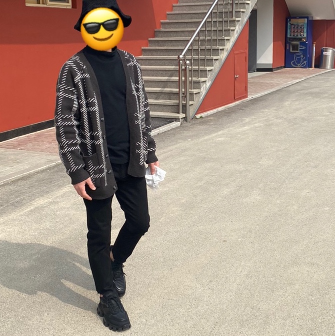 Prada Cloudbust Thunder Technical Fabric Sneakers Black 착용 스타일