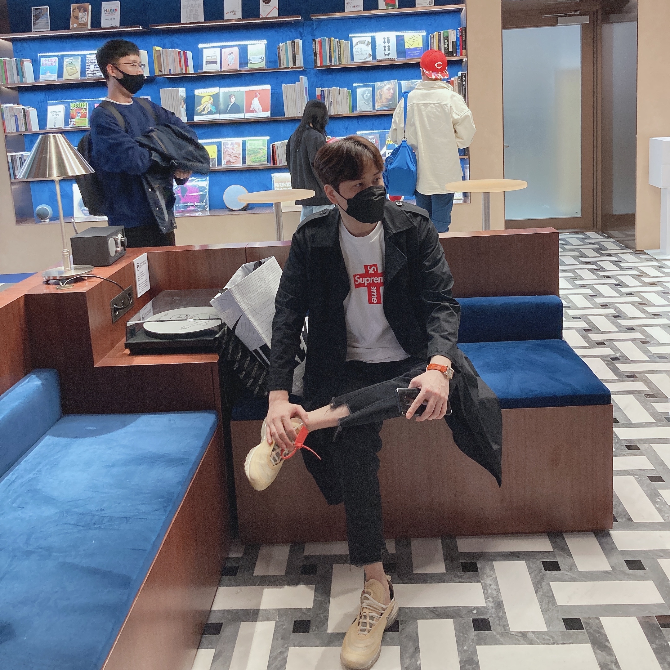 Nike x Off-White Air Max 97 OG The Ten, Supreme Cross Box Logo T-Shirt White - 20FW 착용 스타일 - 2