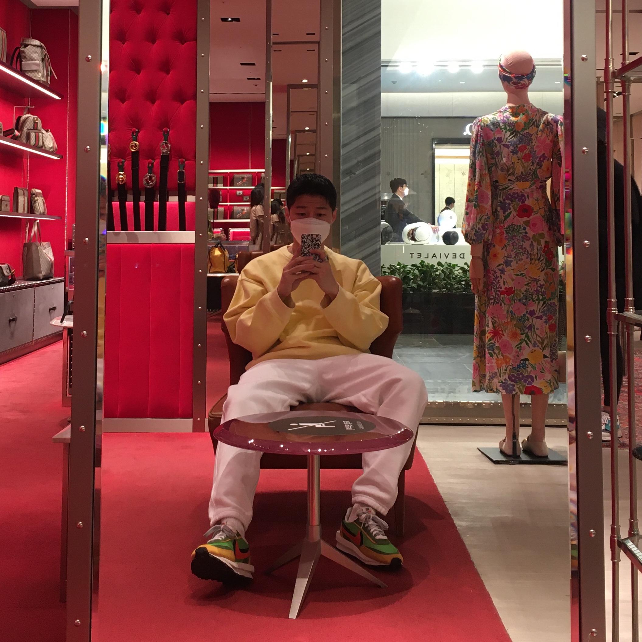 Nike x Sacai LDWaffle Green Multi 착용 스타일