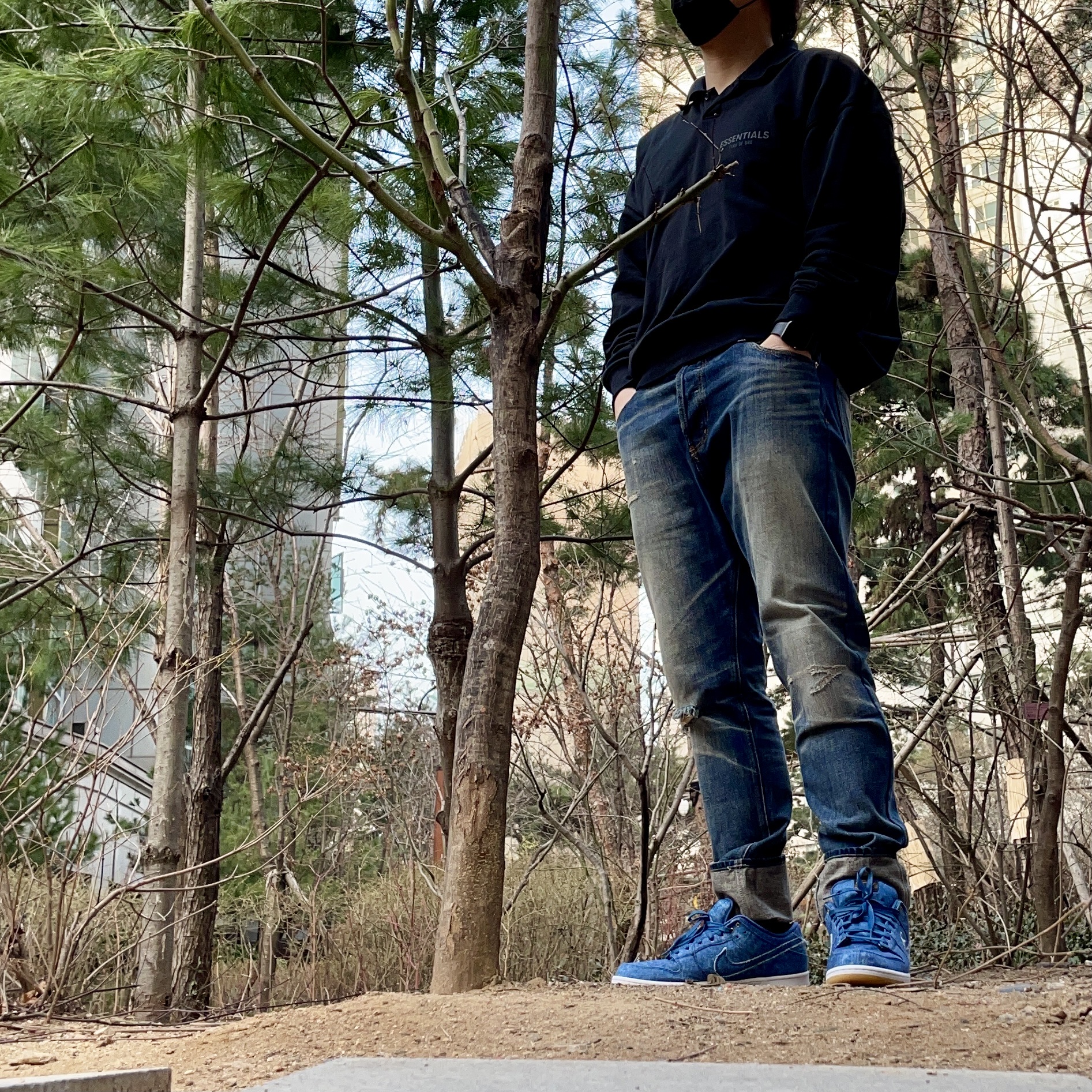 Nike SB Dunk Low Rivals Pack (East), Essentials Denim Jeans Distressed Indigo - 20FW 착용 스타일