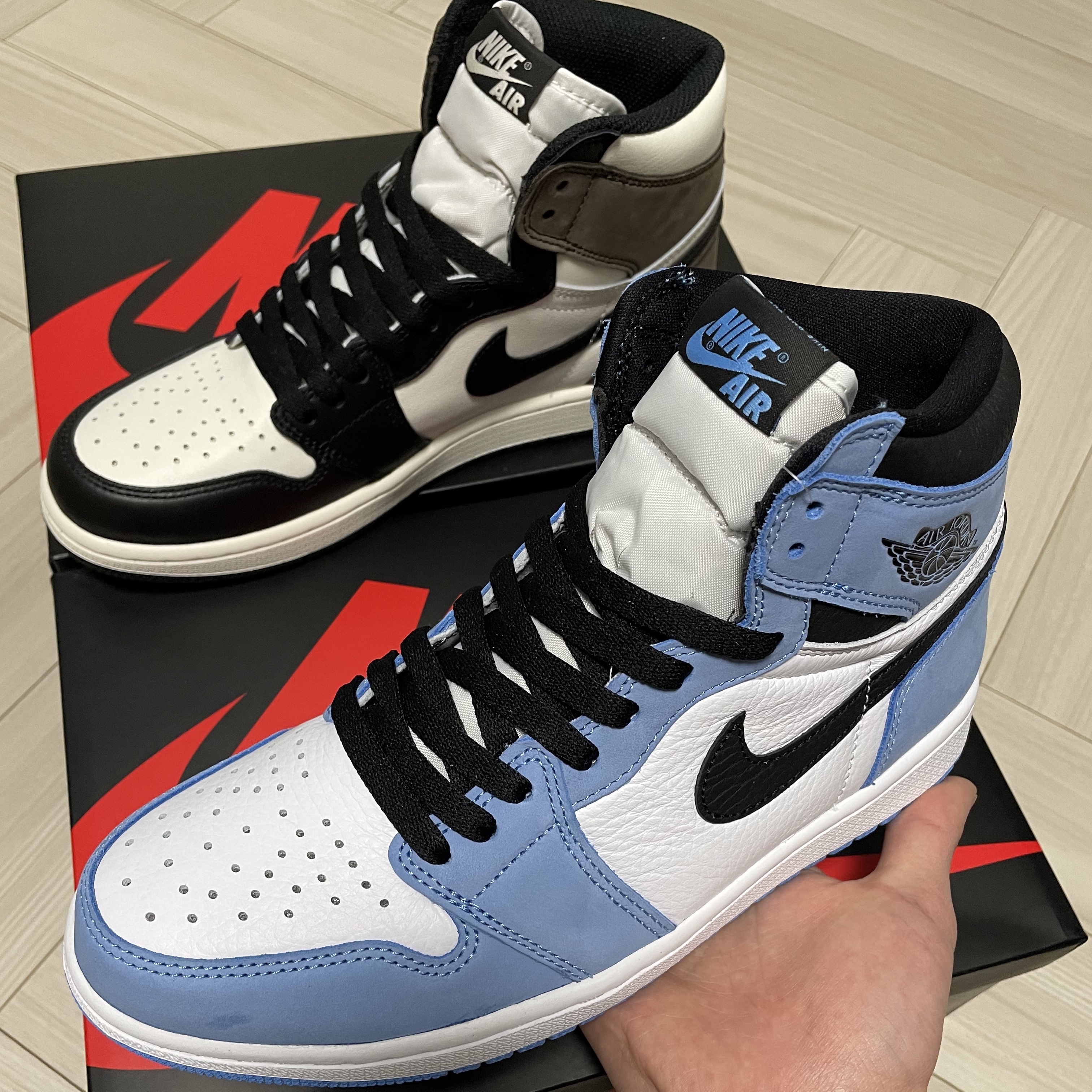 Jordan 1 Retro High OG University Blue, Jordan 1 Retro High OG Black Mocha 착용 스타일