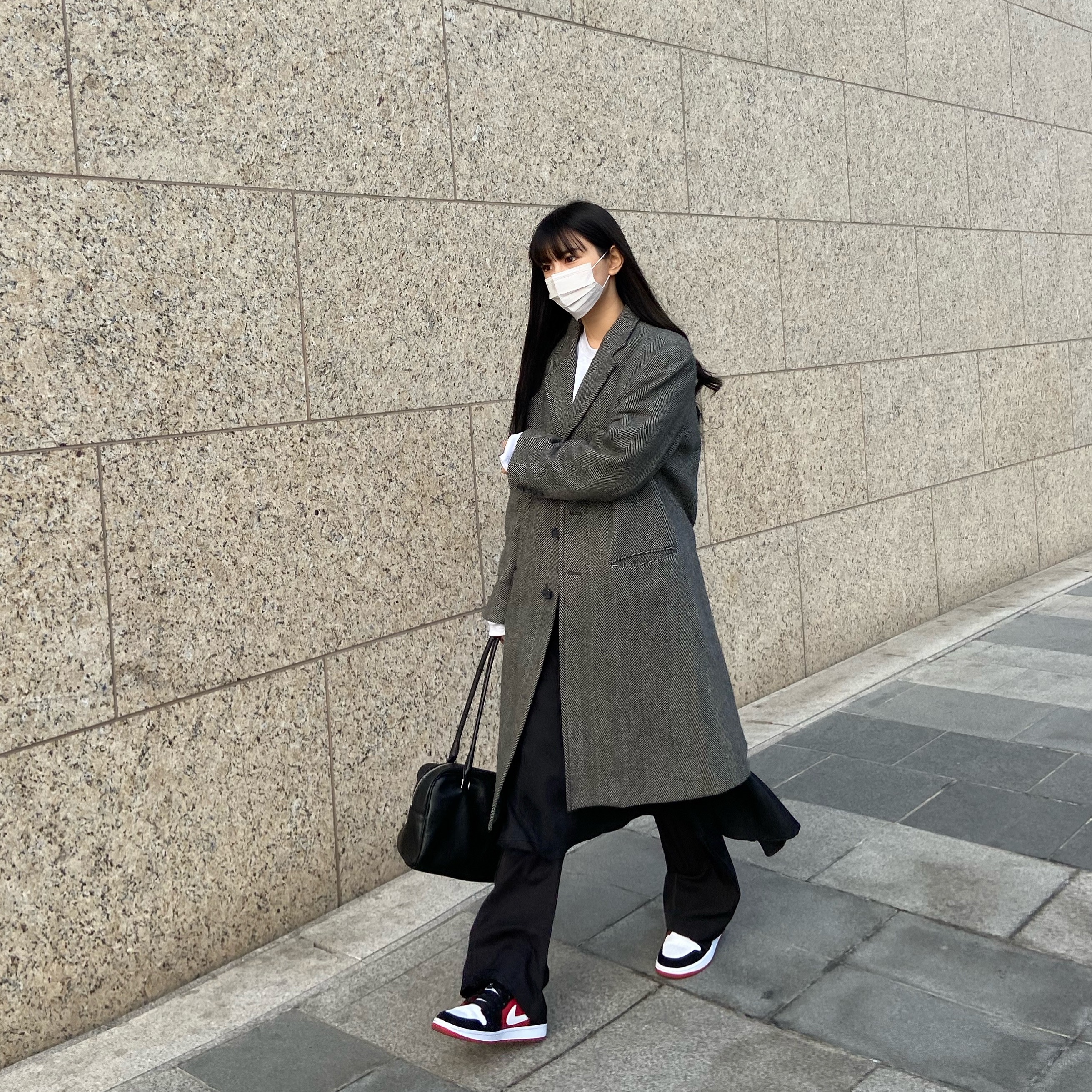 (W) Jordan 1 Low Gym Red Black White 착용 스타일 - 3