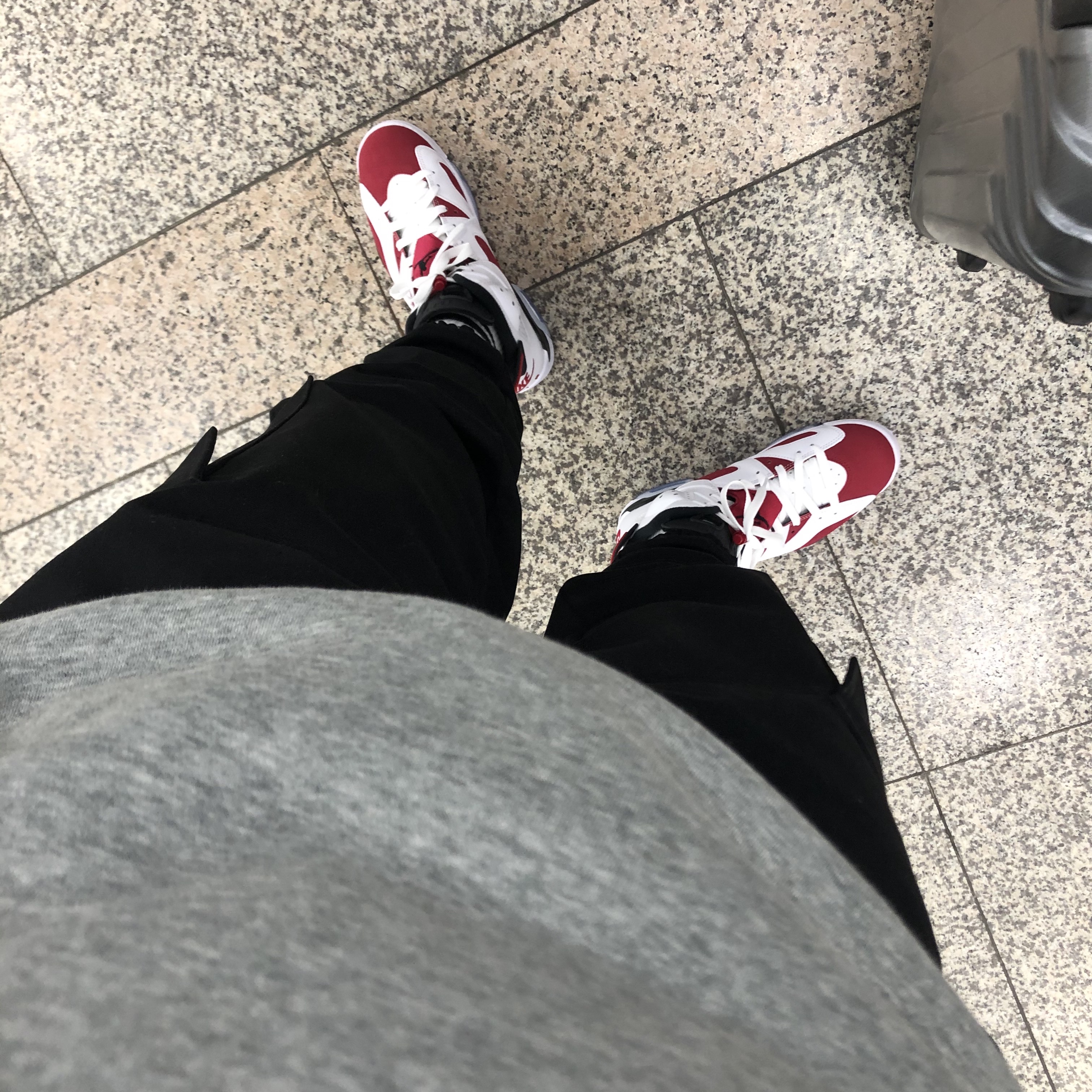 Jordan 6 Retro Carmine 2021 착용 스타일