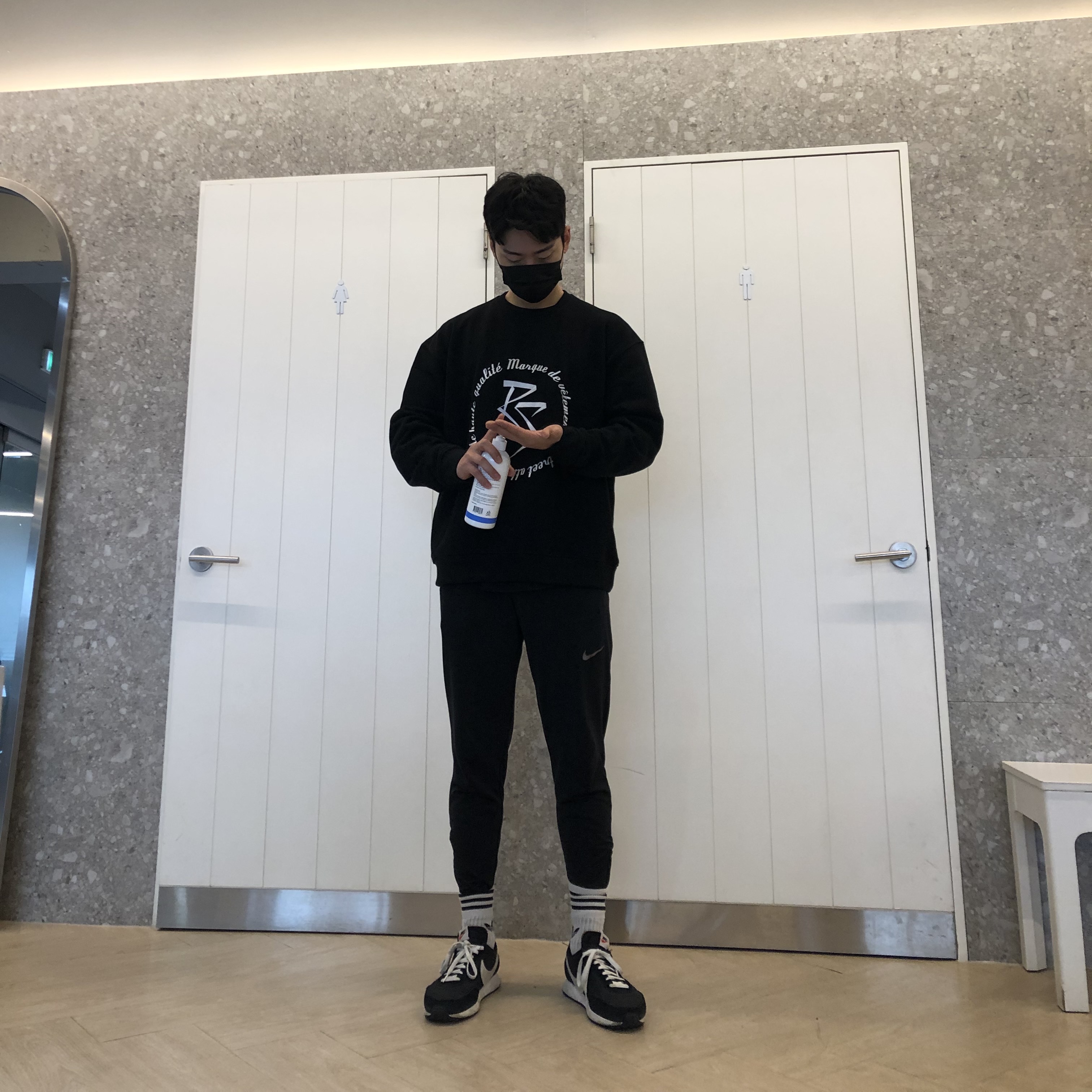 (W) Nike Daybreak Black White 착용 스타일