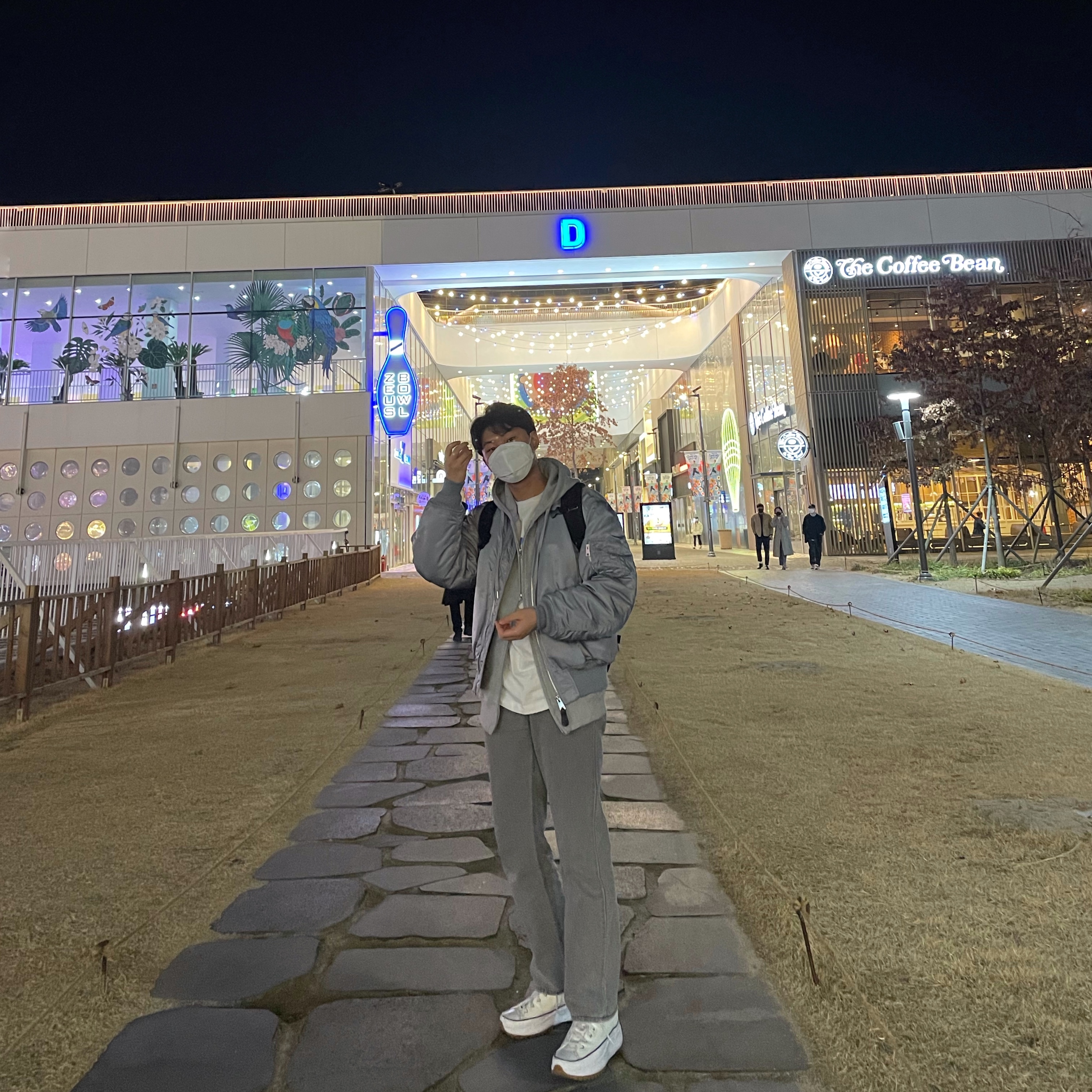 Converse Run Star Hike Hi White Black Gum 착용 스타일