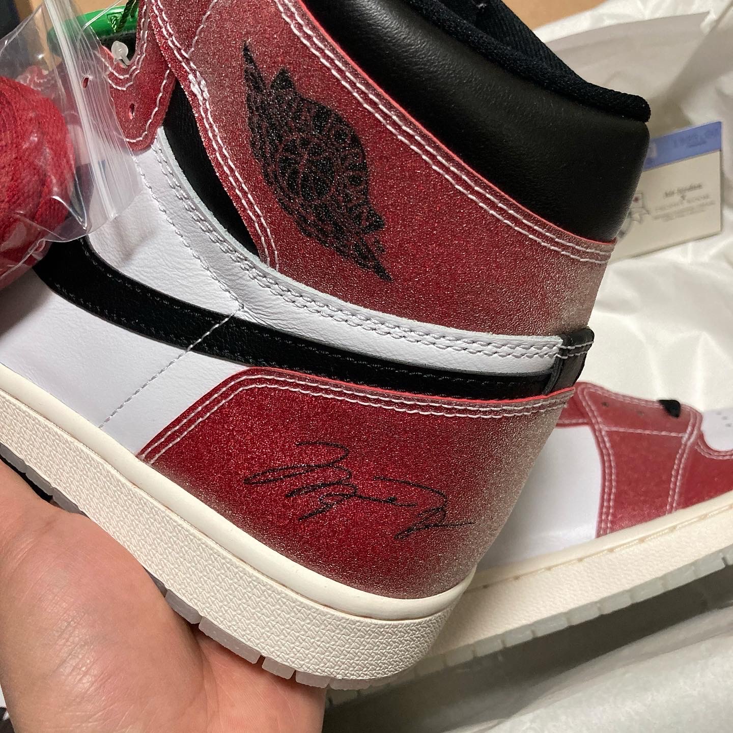 Jordan 1 x Trophy Room Retro High OG SP Chicago 착용 스타일 - 2