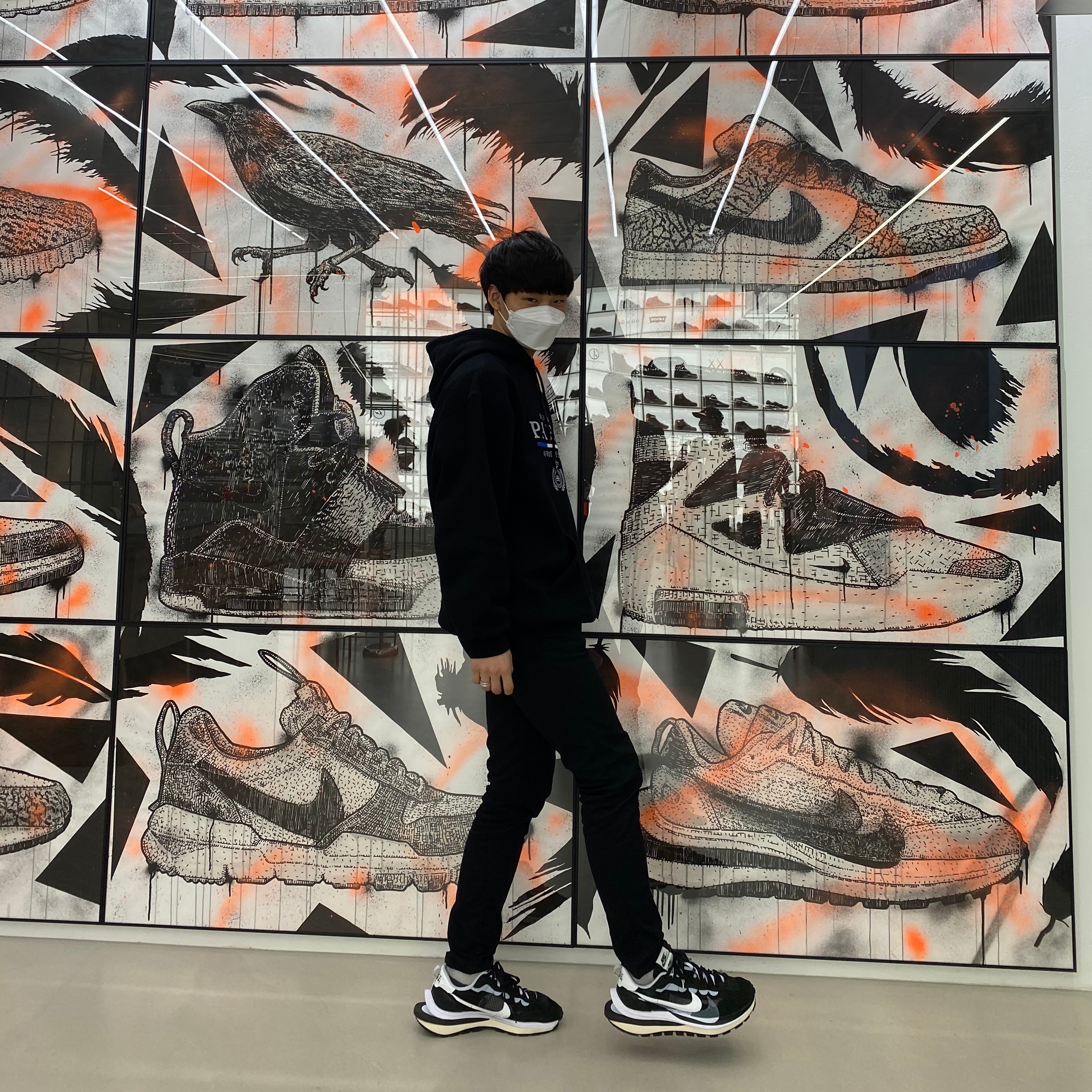 Nike x Sacai VaporWaffle Black White 착용 스타일