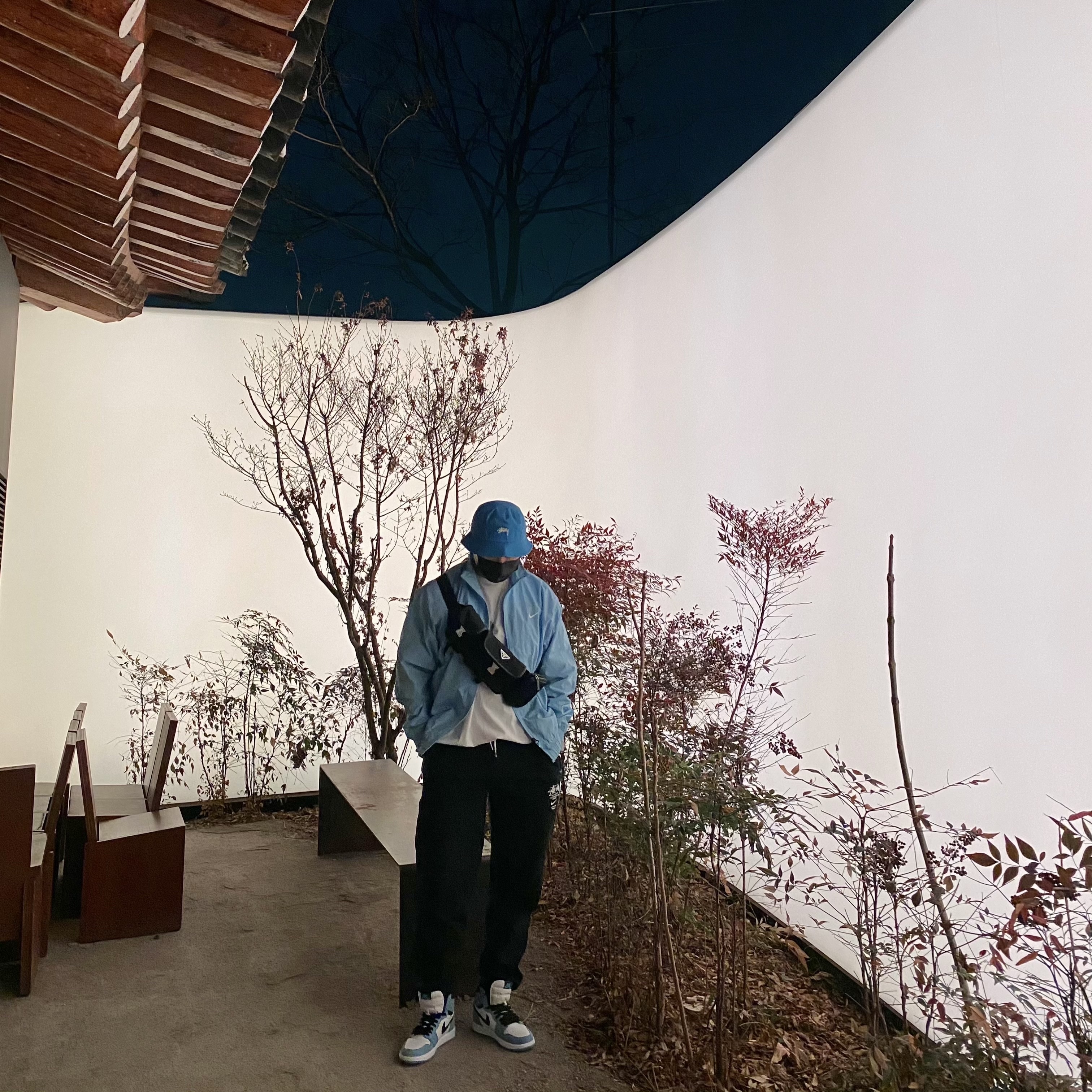 Jordan 1 Retro High OG University Blue, Nike M NRG Track Jacket Psychic Blue 착용 스타일