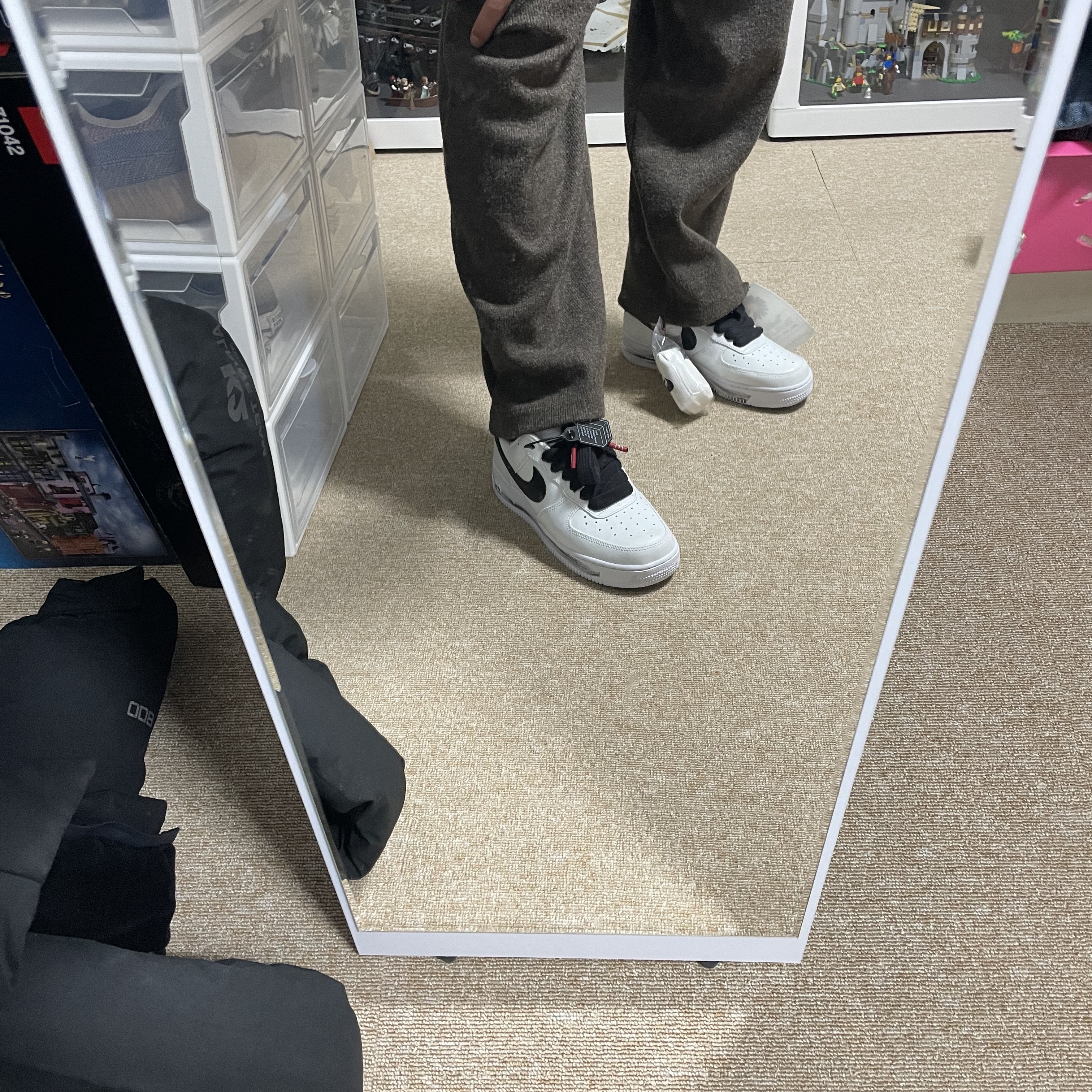 Nike x Peaceminusone Air Force 1 Low Para-Noise 2.0, Adidas Yeezy Boost 350 V2 Fade 착용 스타일 - 2
