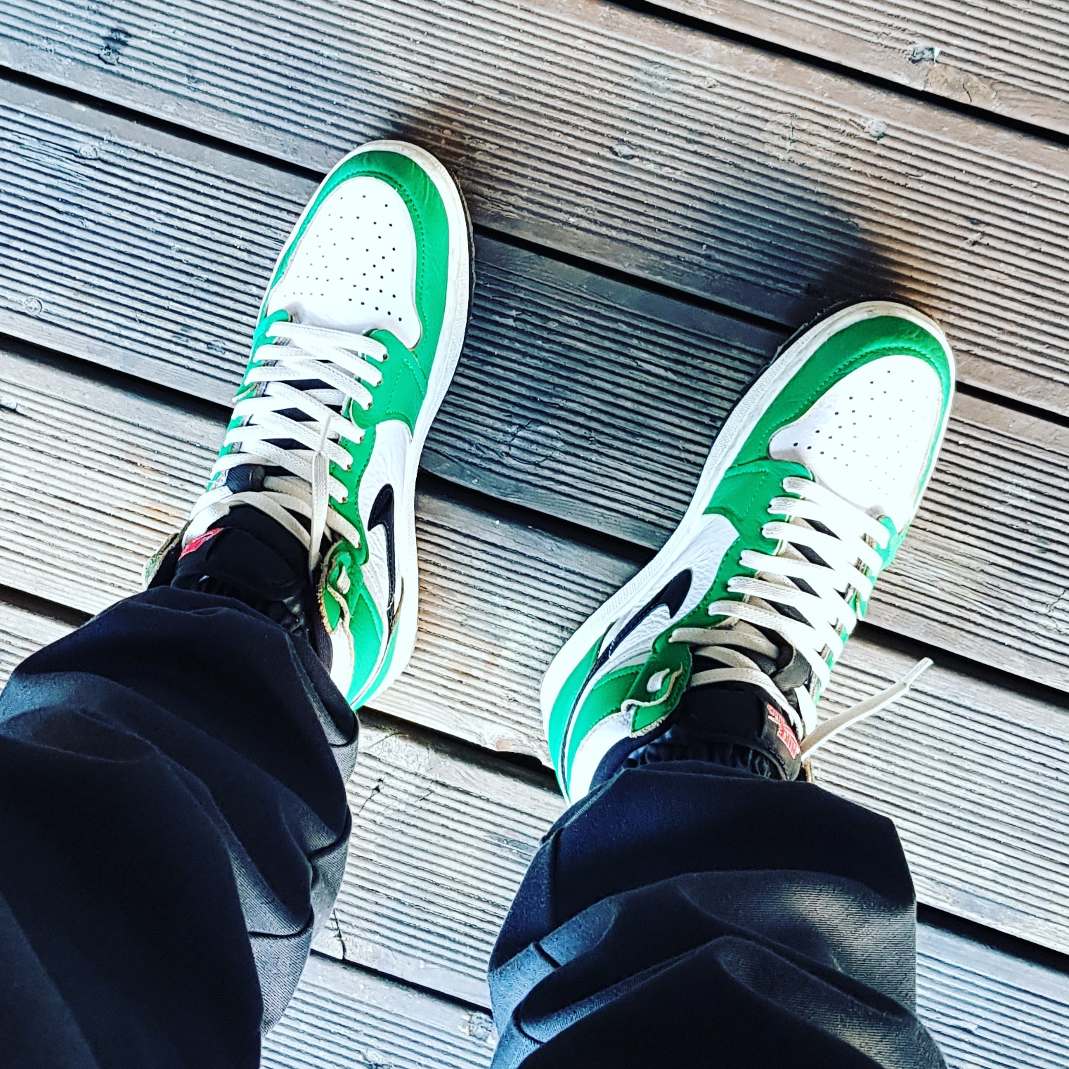 (W) Jordan 1 Retro High OG Lucky Green 착용 스타일