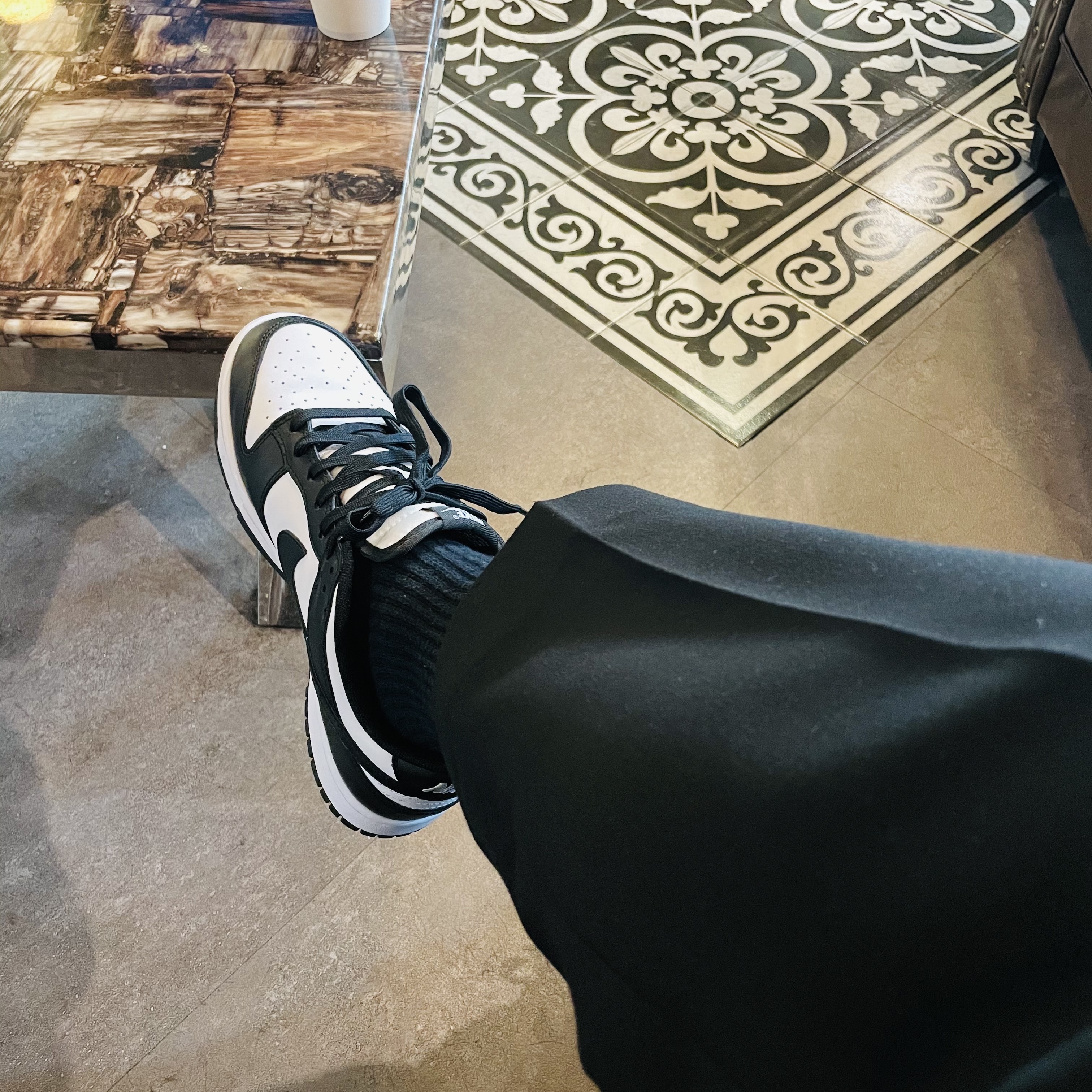 Nike Dunk Low Retro Black 착용 스타일