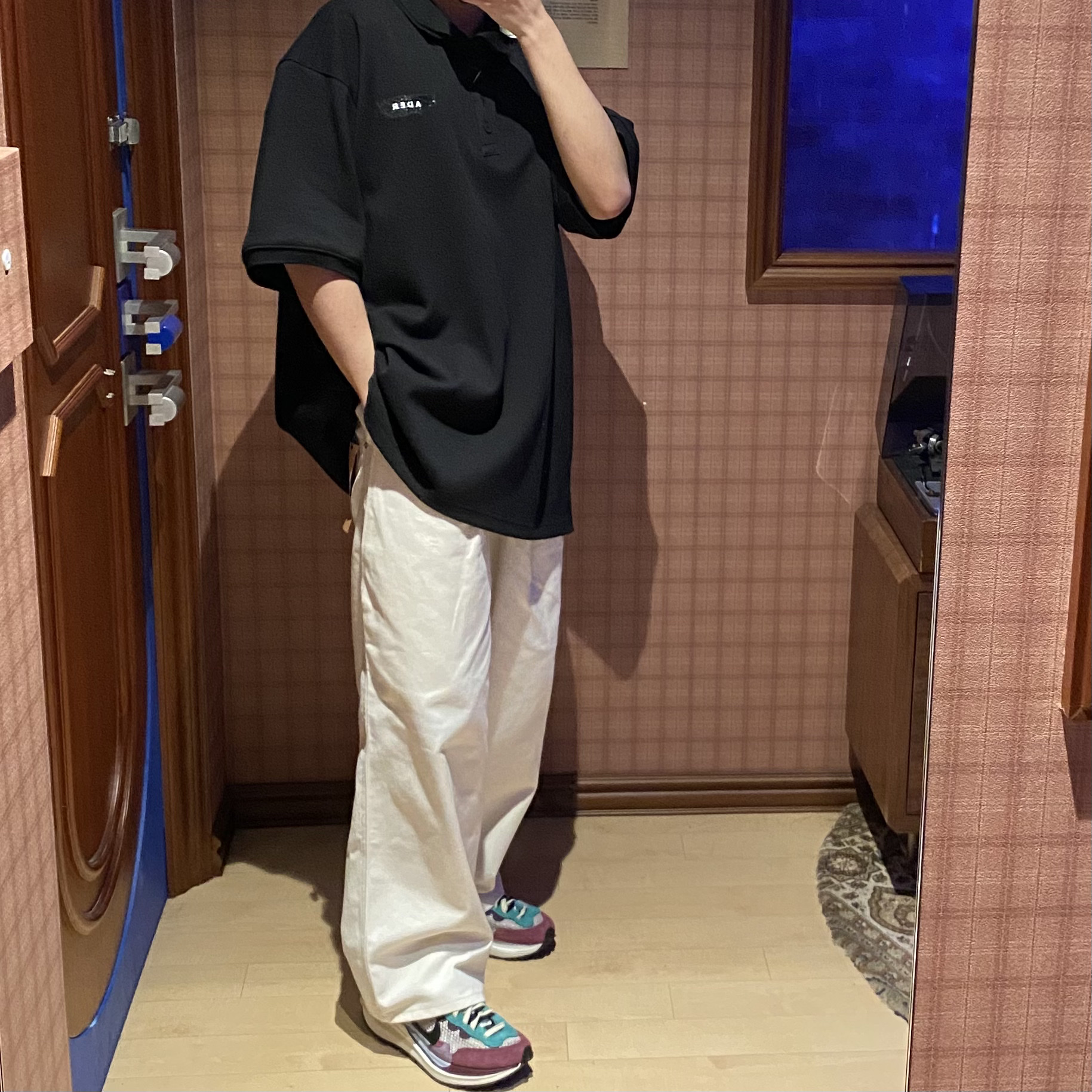 Nike x Sacai VaporWaffle String & Black Villain Red 착용 스타일