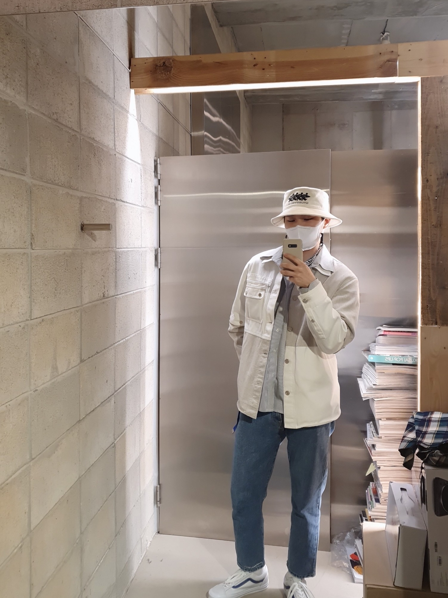Vans Vault OG Style 36 LX Blue, Off-White x Amore Pacific Protection Box (Without Cosmetics) 착용 스타일 - 2