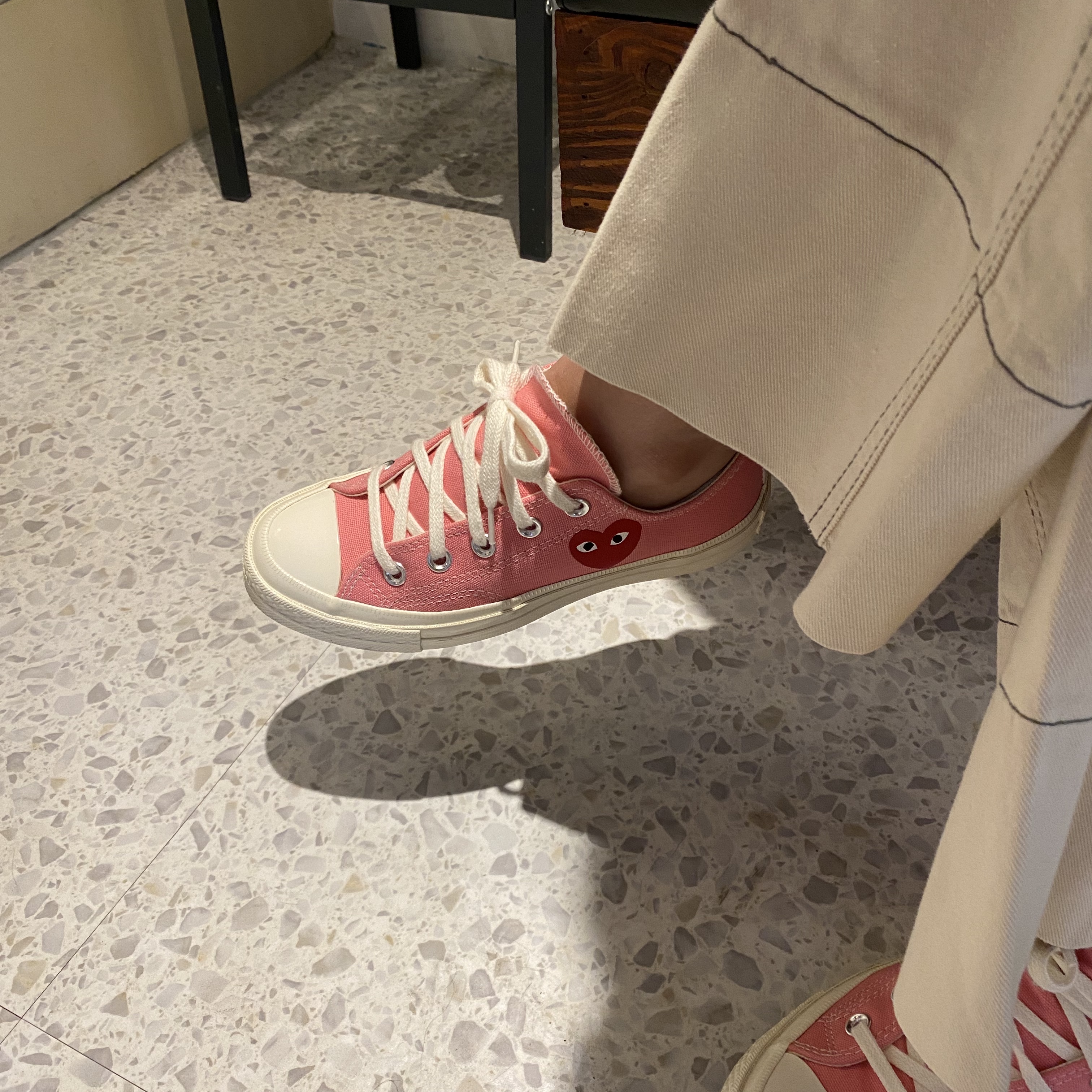 Converse x Play Comme des Garcons Chuck 70 Ox Black 착용 스타일