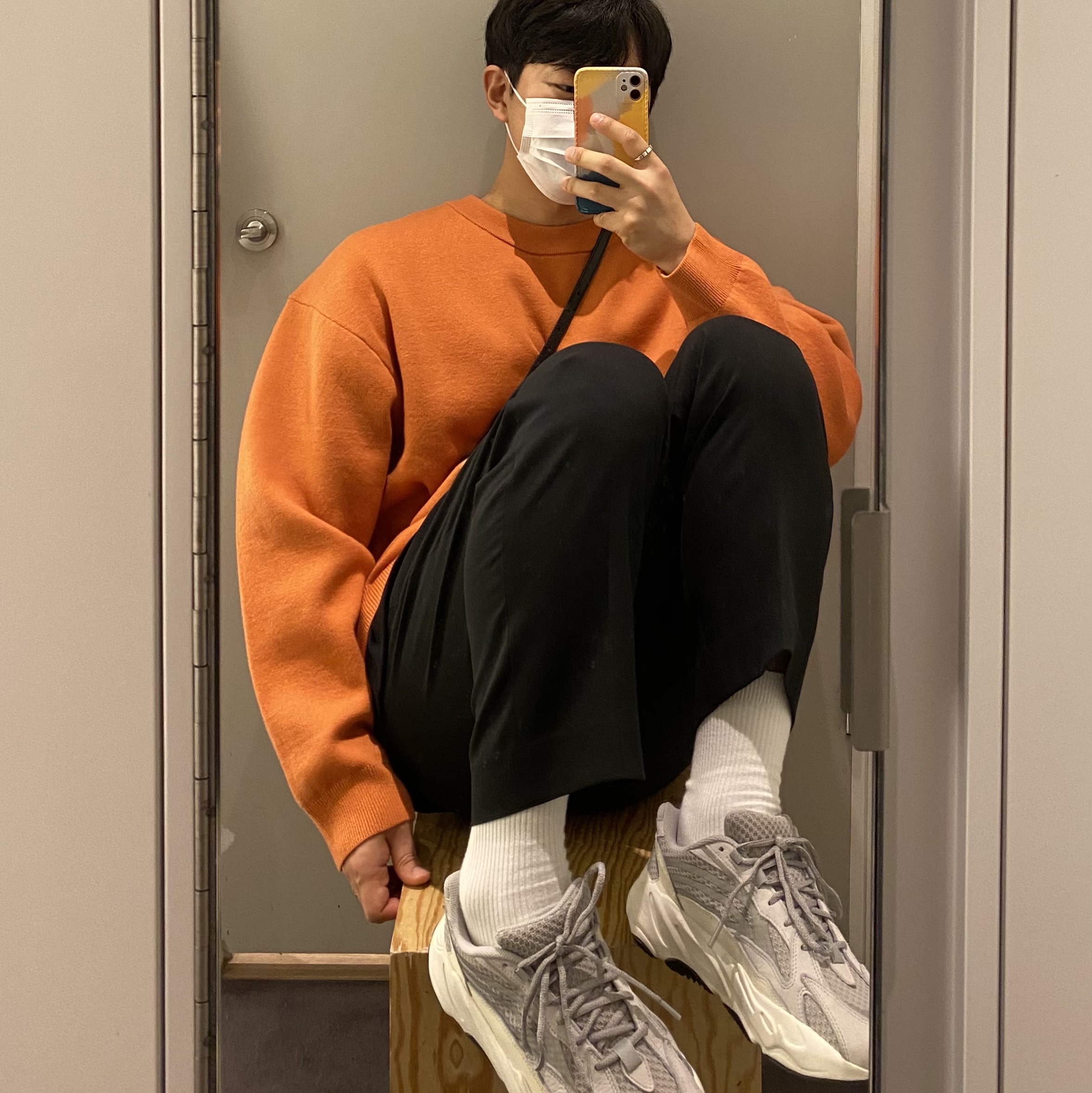 Adidas Yeezy Boost 700 V2 Static 2018 착용 스타일