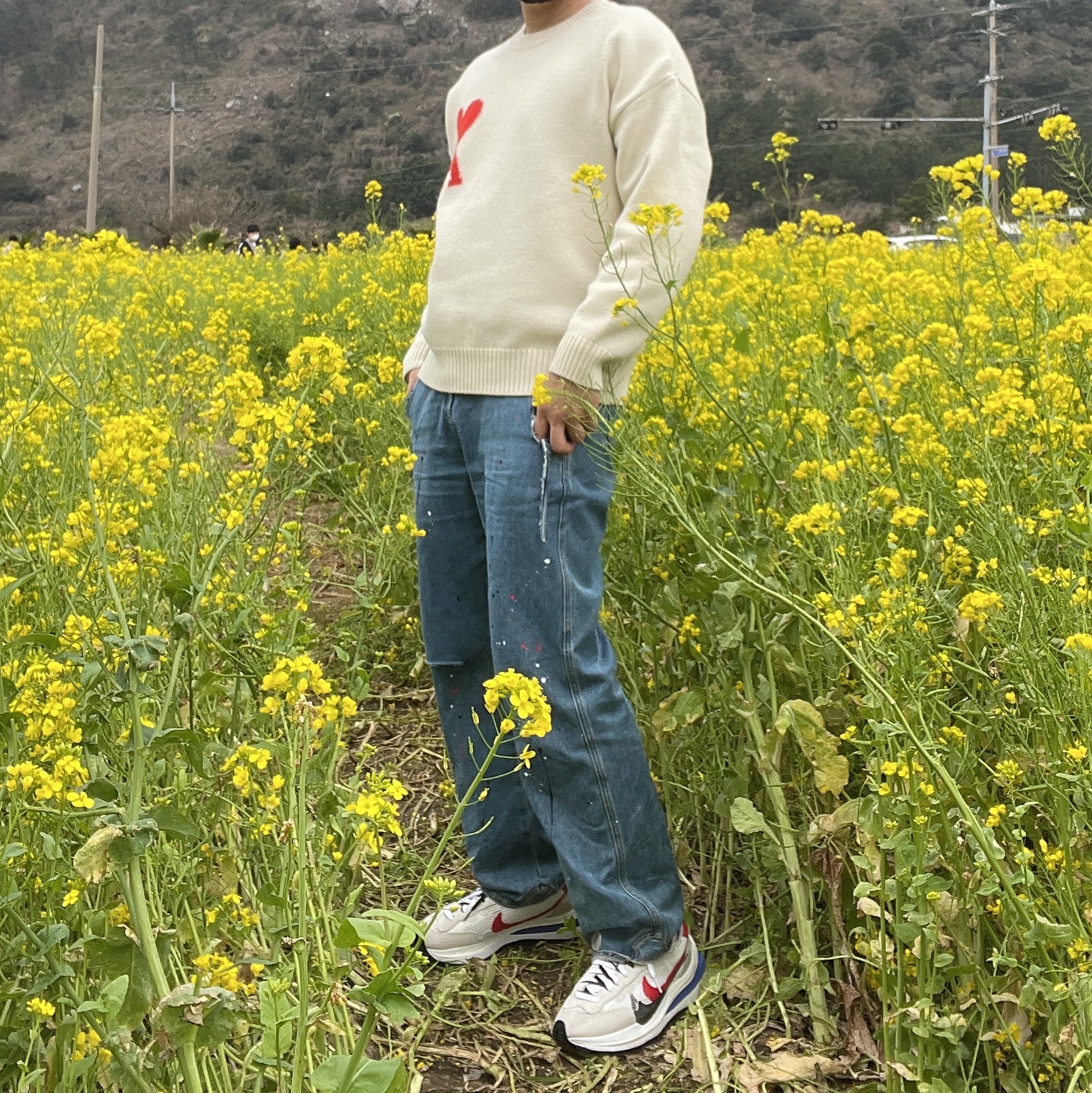 Nike x Sacai VaporWaffle Royal Fuchsia 착용 스타일