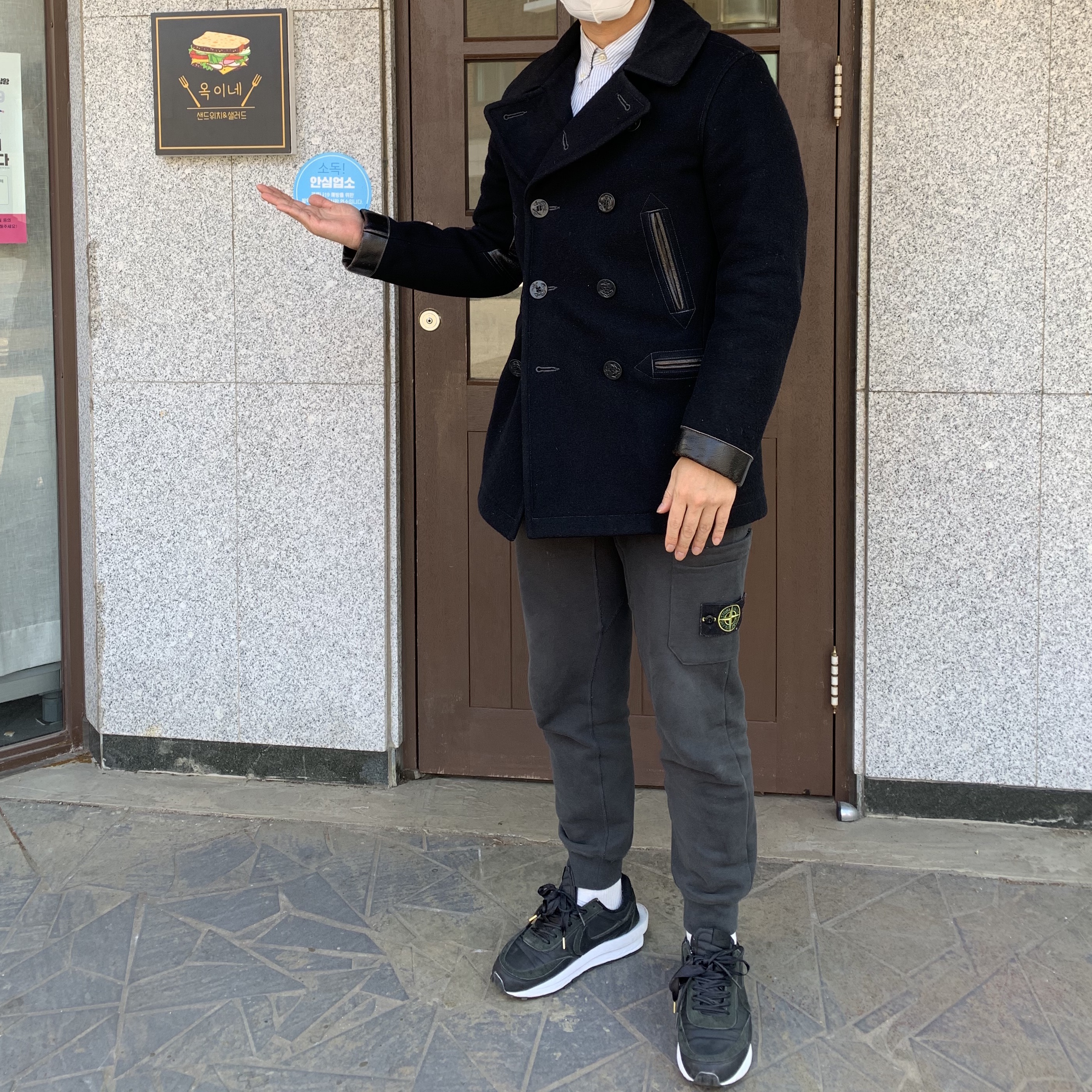 Nike x Sacai LDWaffle Black Nylon 착용 스타일