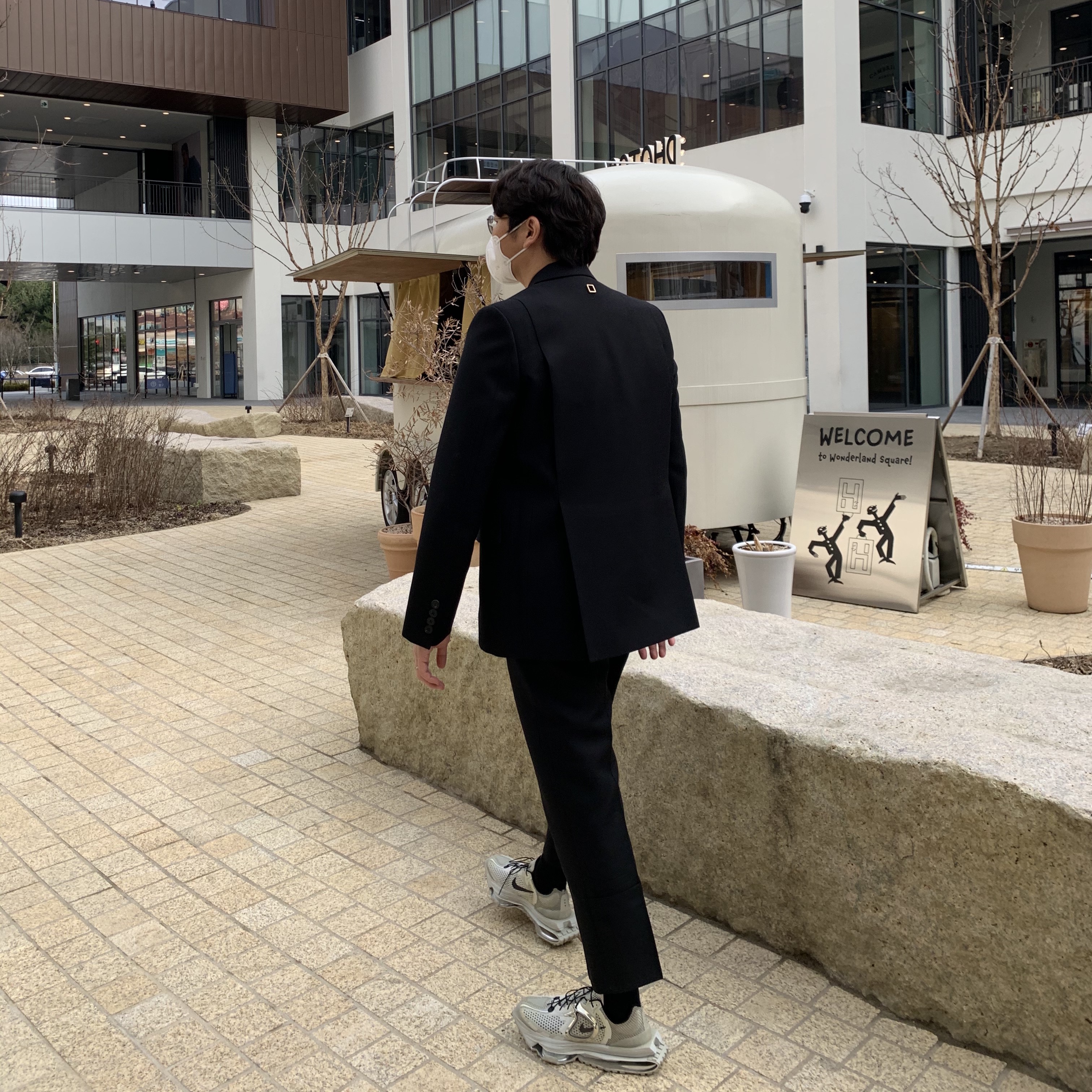 Nike x Matthew M Williams Zoom 004 Stone 착용 스타일